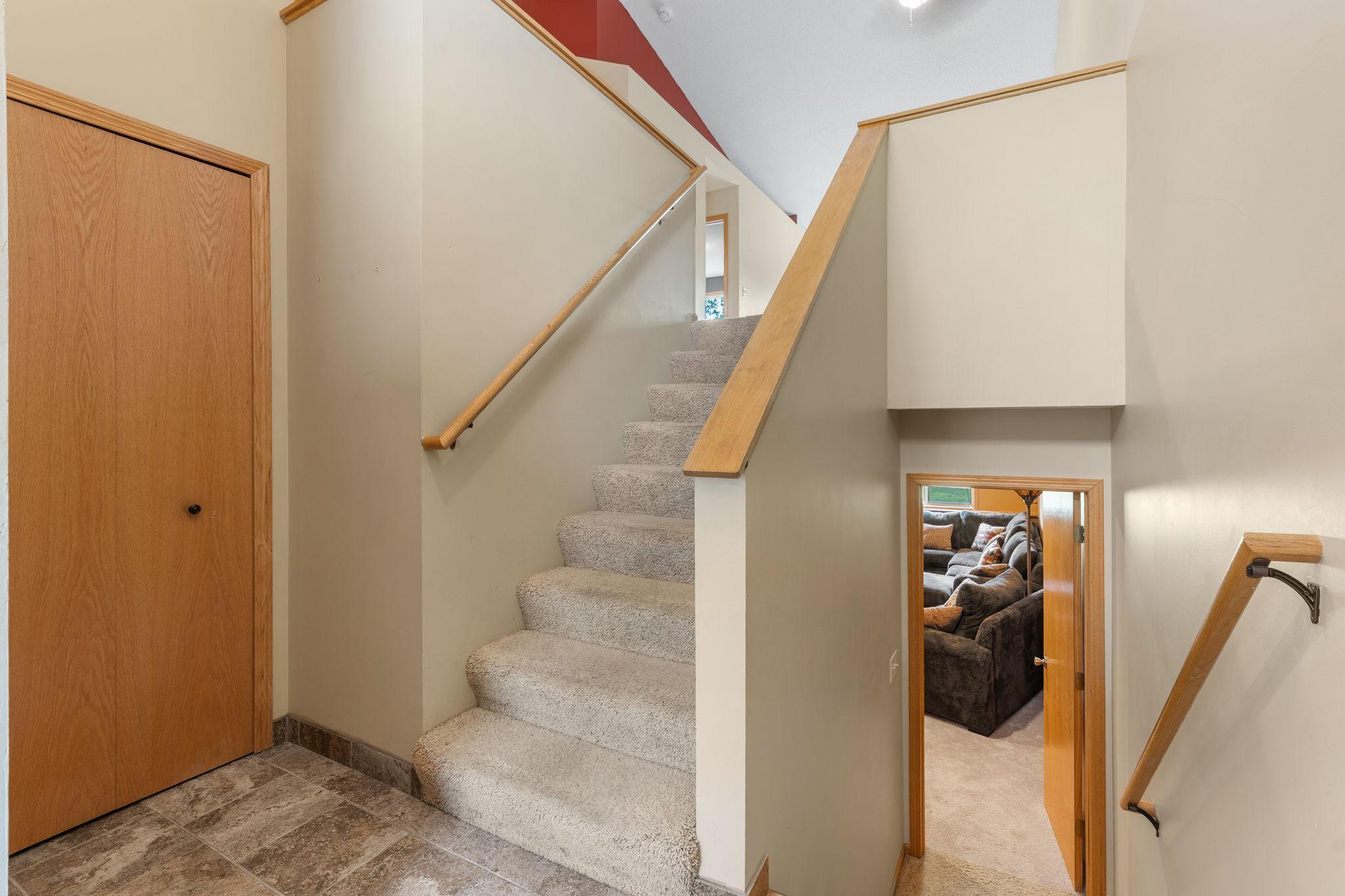 8337 Parkview Avenue Ne Property Photo 11
