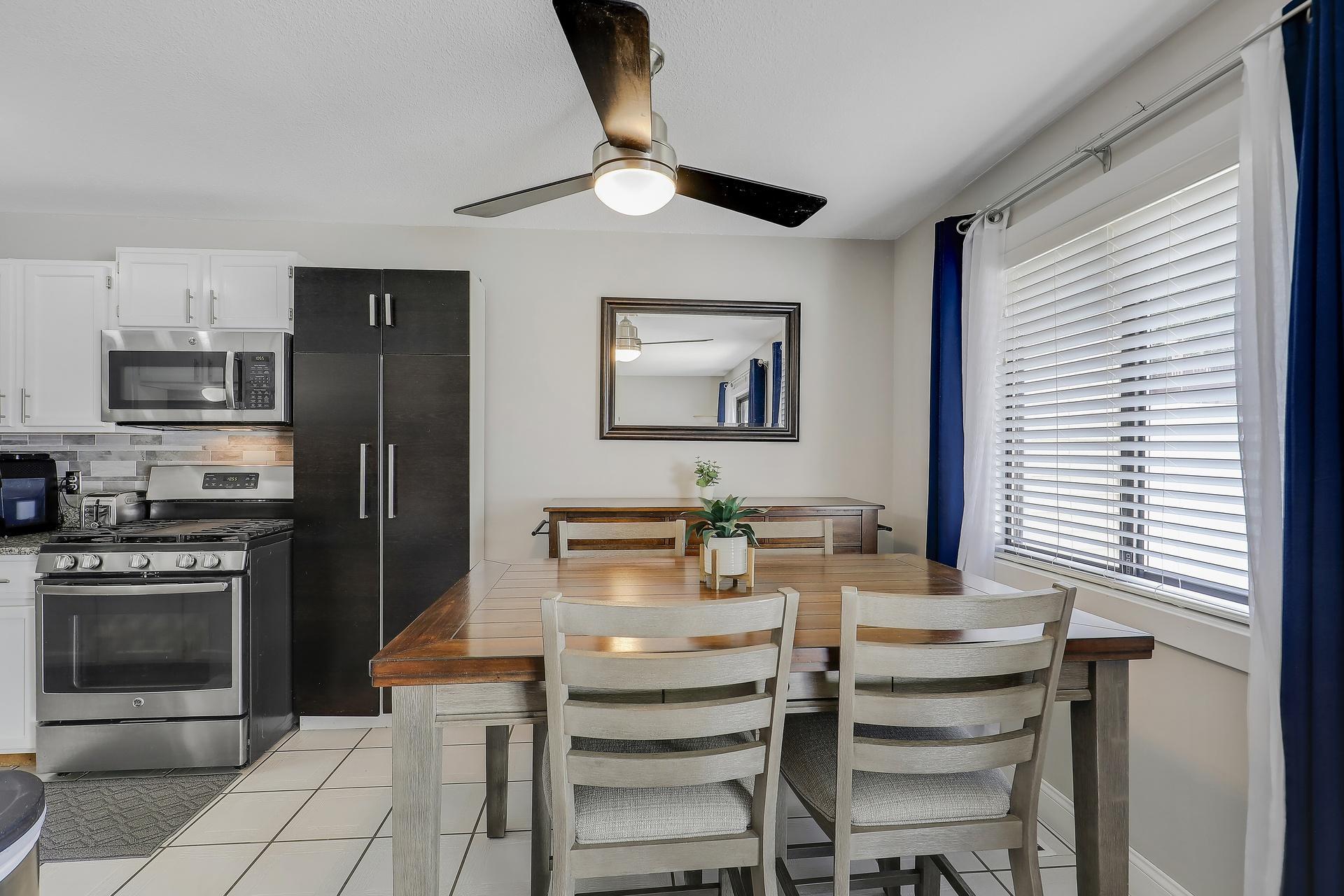 3221 Valley Ridge Drive Property Photo 8