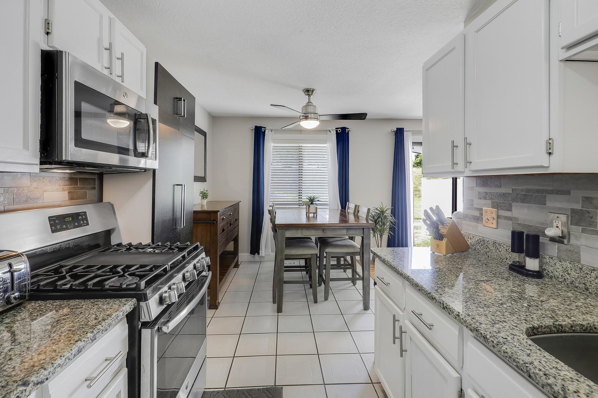 3221 Valley Ridge Drive Property Photo 12