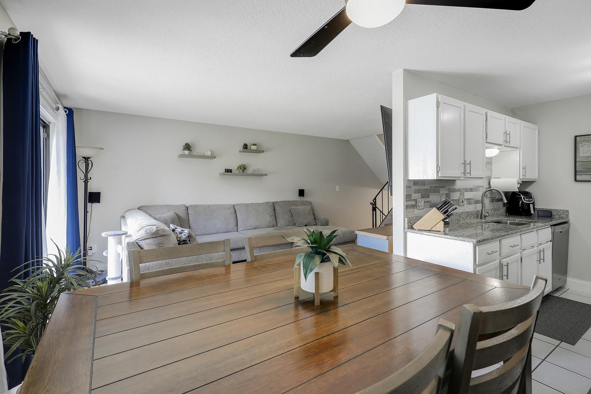 3221 Valley Ridge Drive Property Photo 14