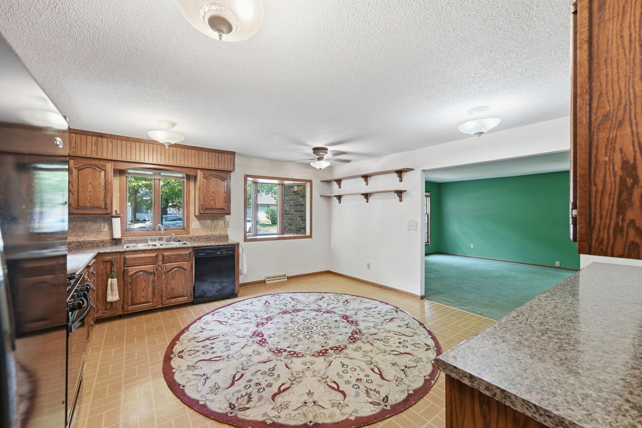 24 21st Avenue S Property Photo 6