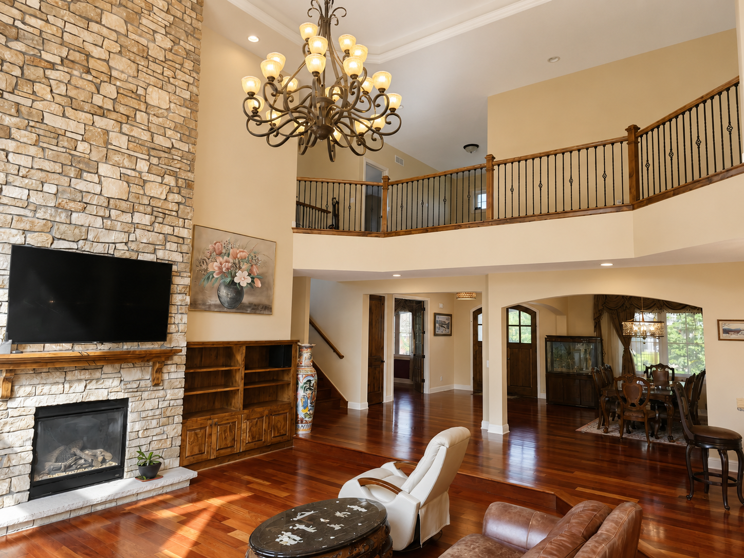 5450 Archer Lane N Property Photo 15