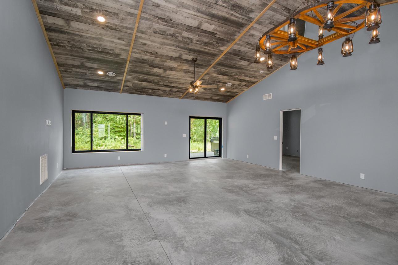 33060 Quinlan Avenue Property Photo 10