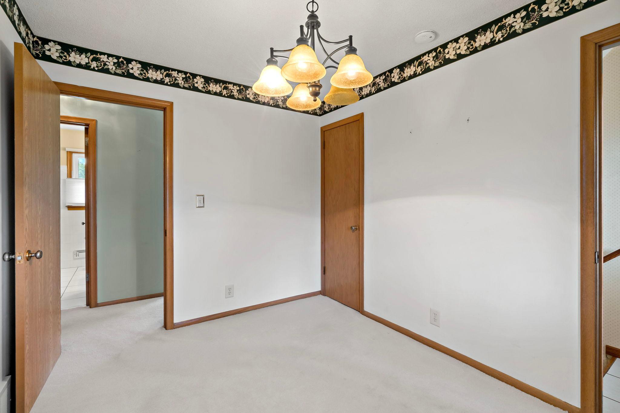 6073 Yukon Avenue N Property Photo 12