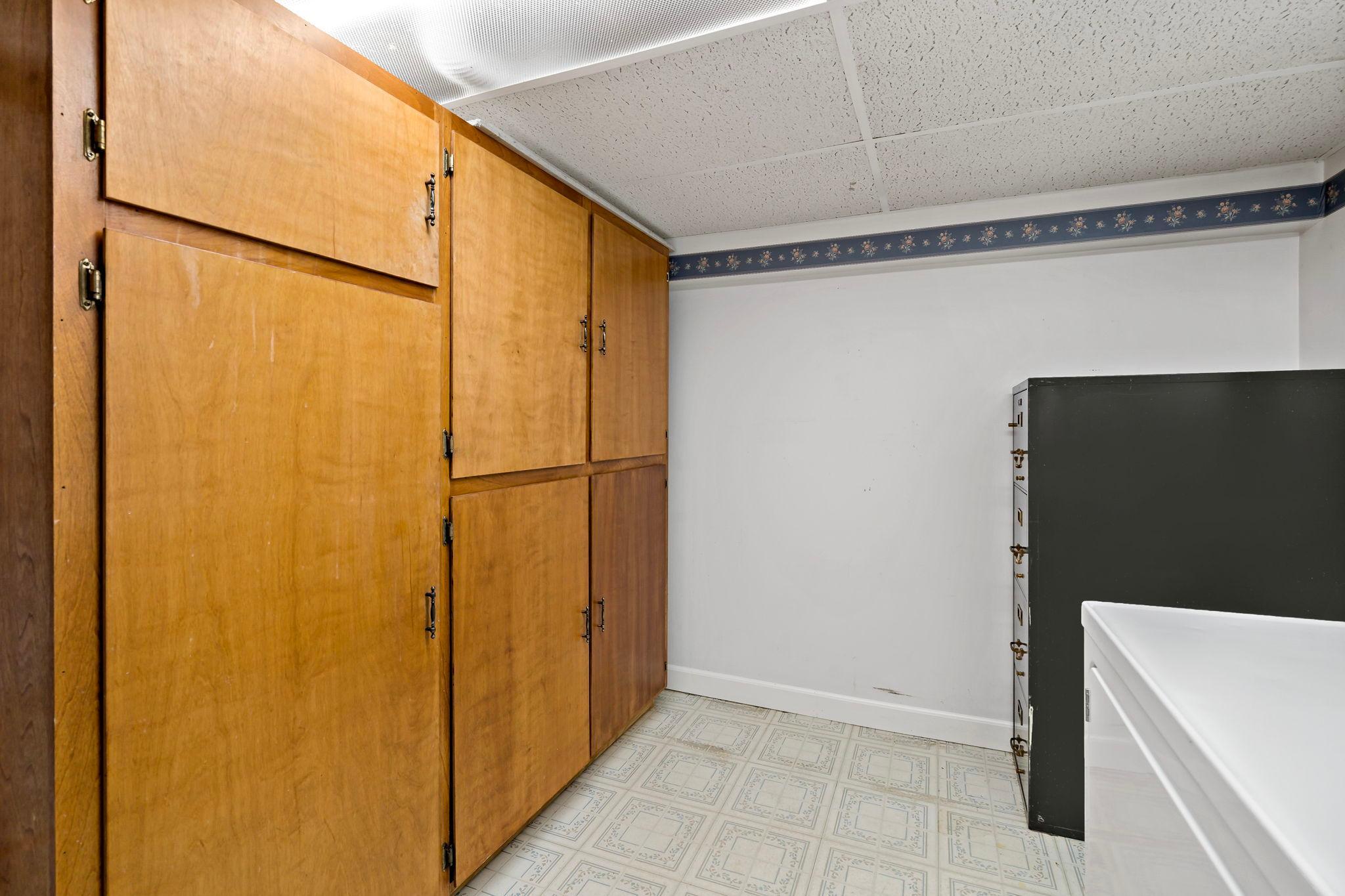 6073 Yukon Avenue N Property Photo 29