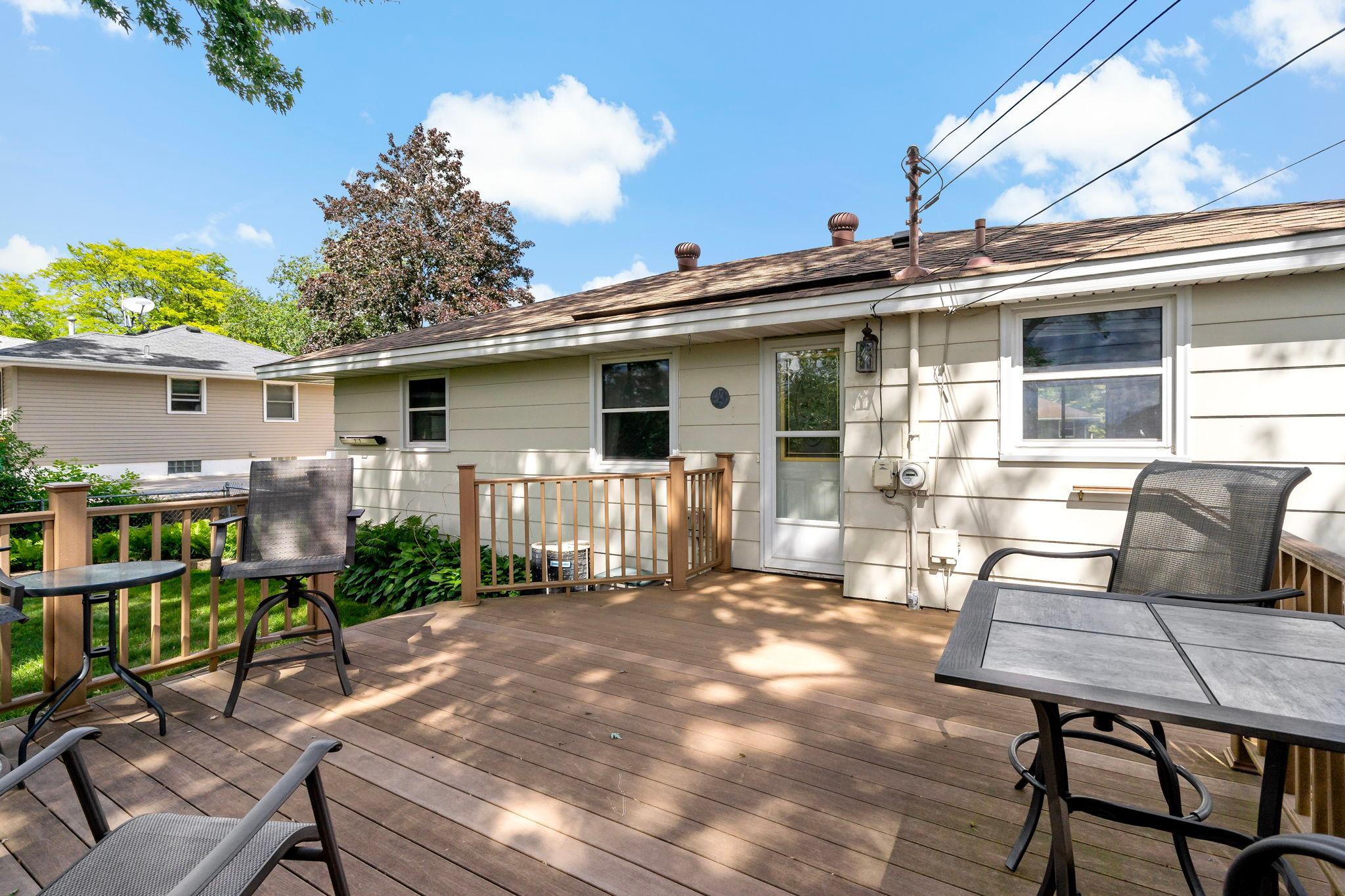 6073 Yukon Avenue N Property Photo 34