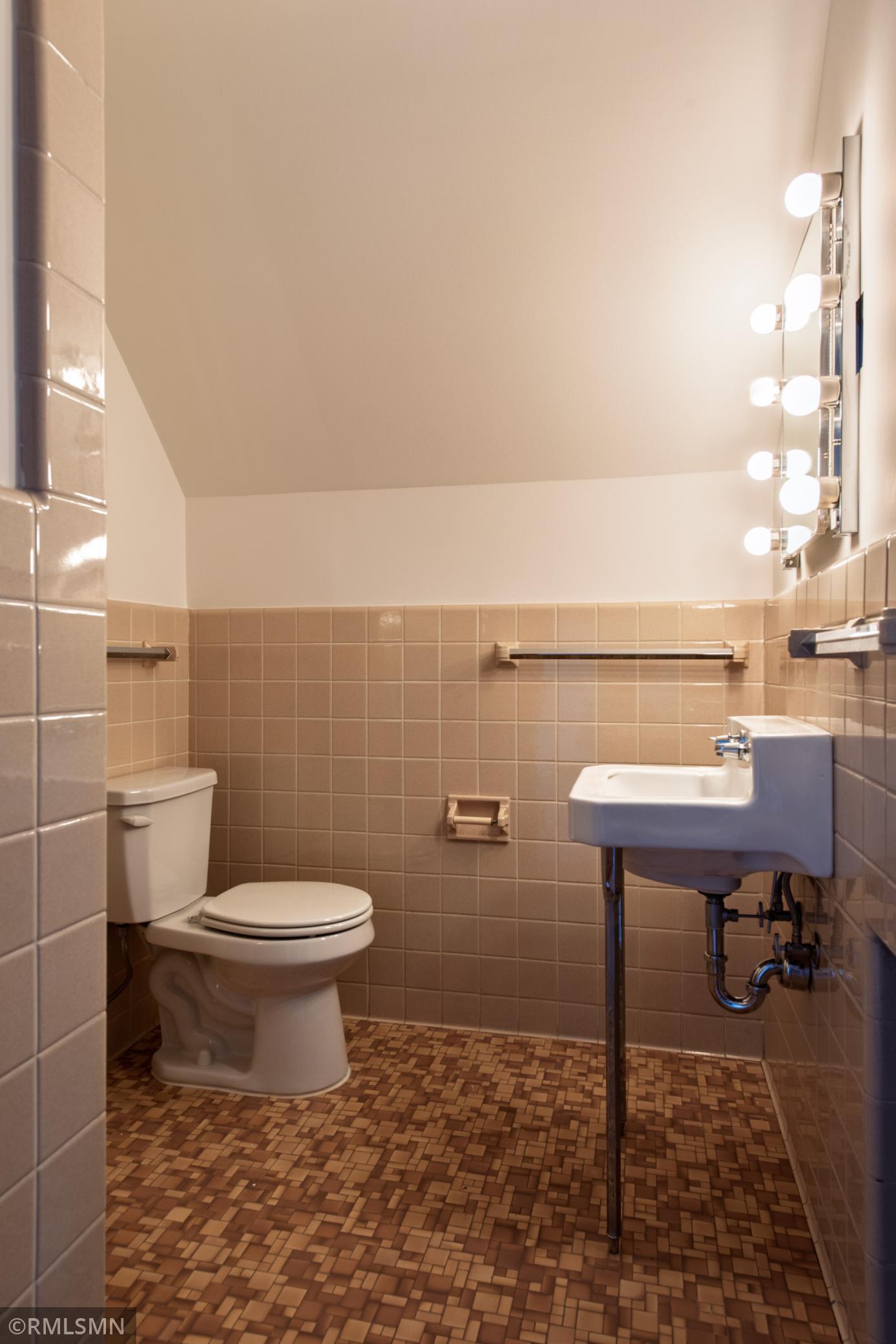 27 Highview Place Property Photo 57