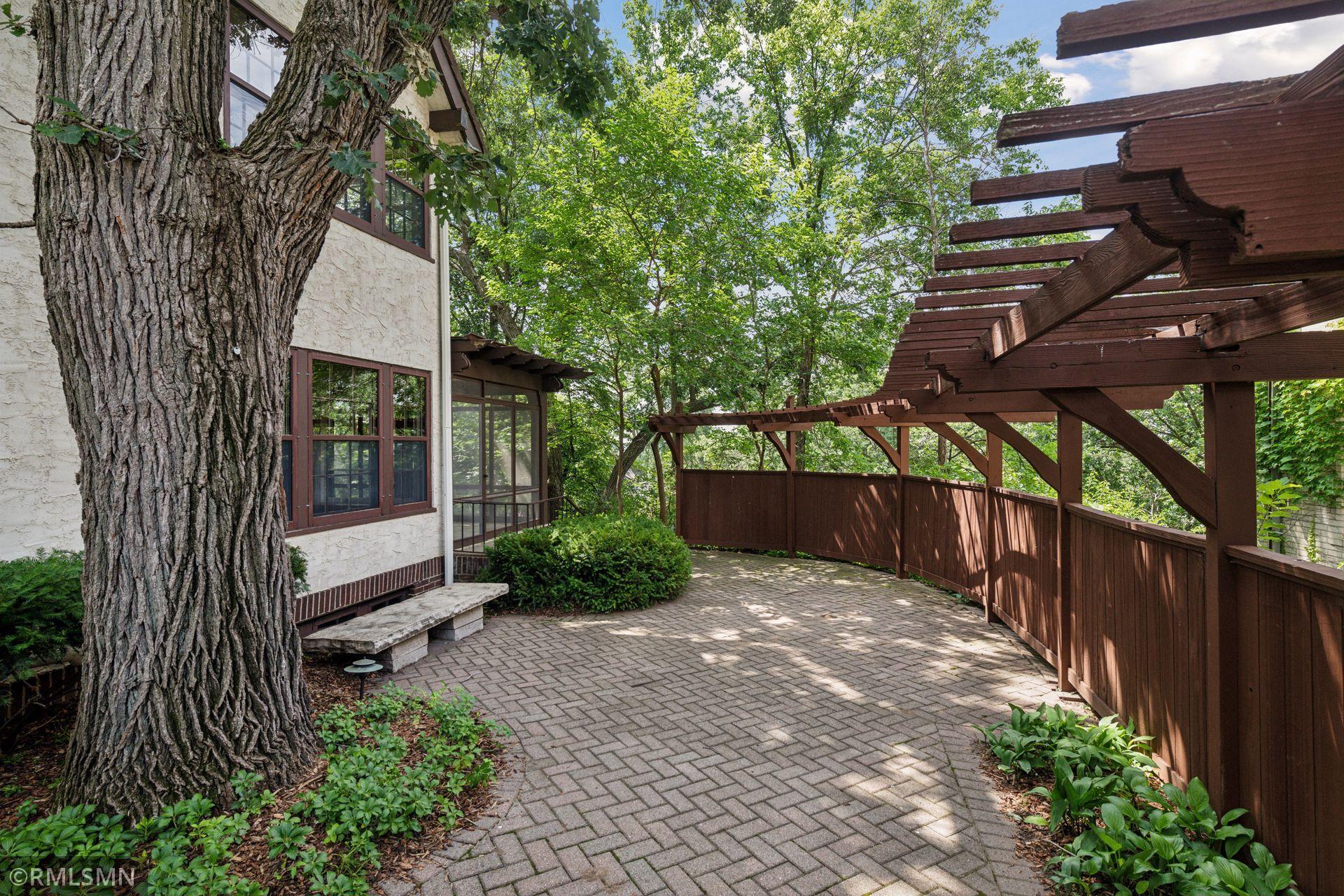 27 Highview Place Property Photo 67