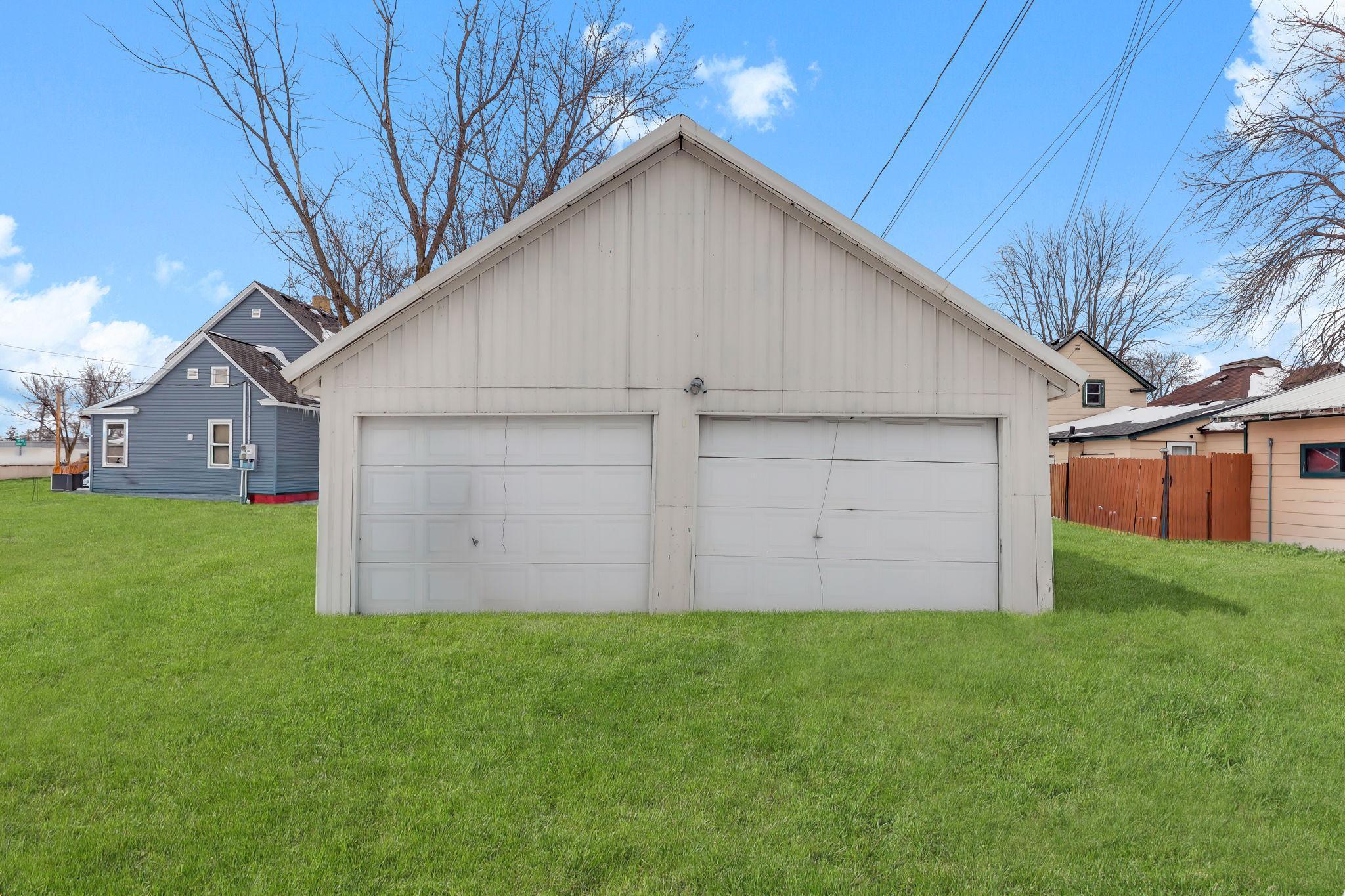 151 3rd Avenue Property Photo 5