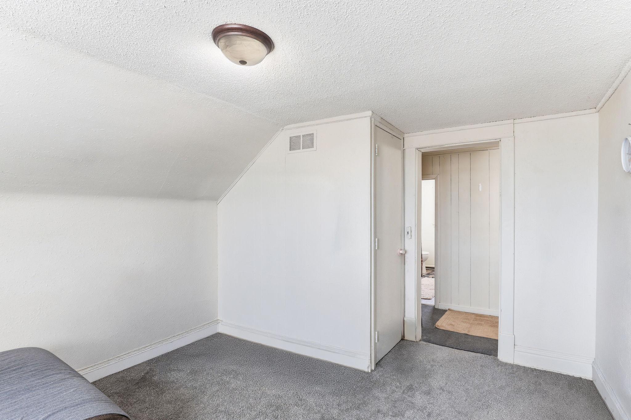 151 3rd Avenue Property Photo 7
