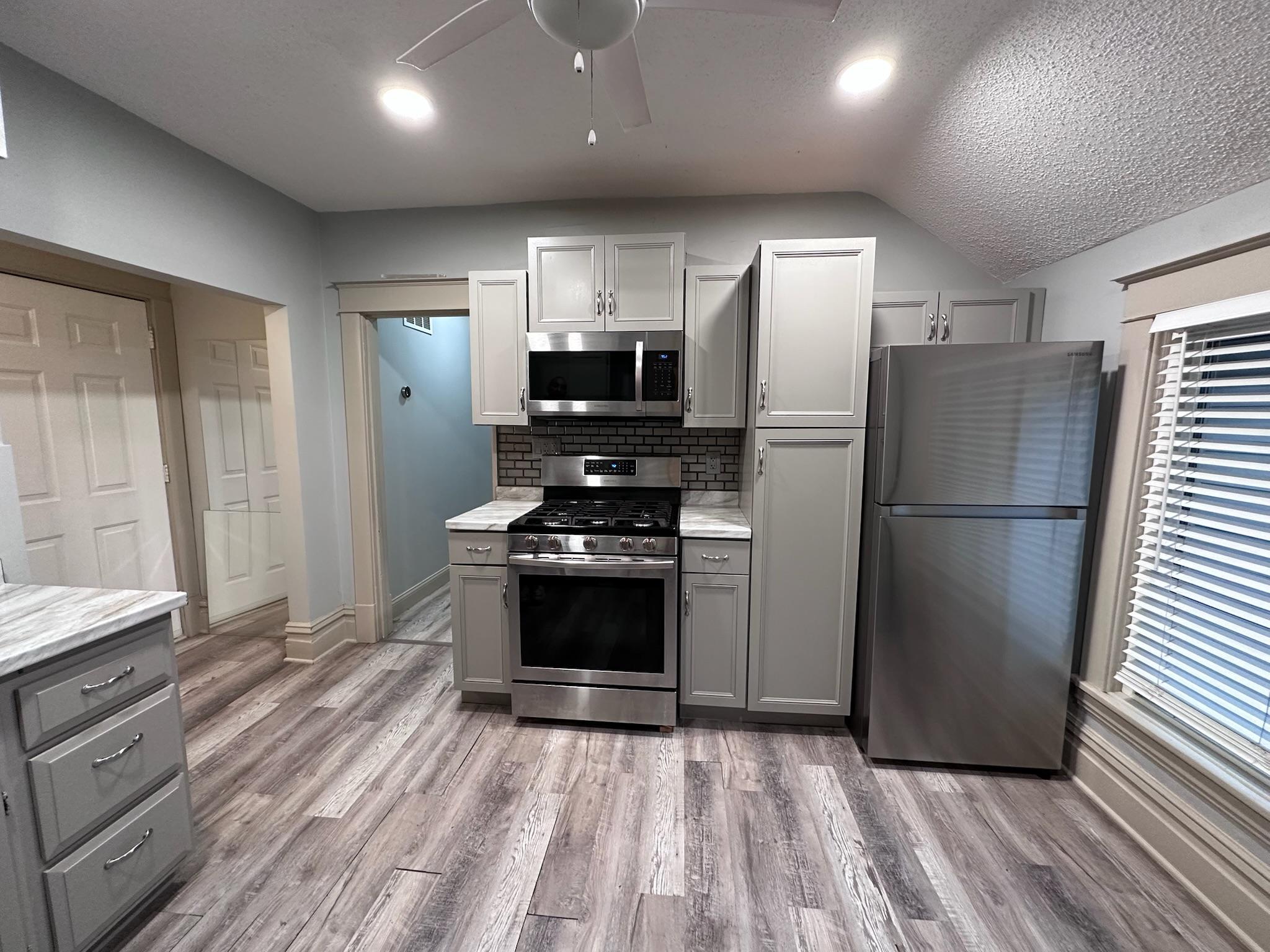 734 Sims Avenue Property Photo 1
