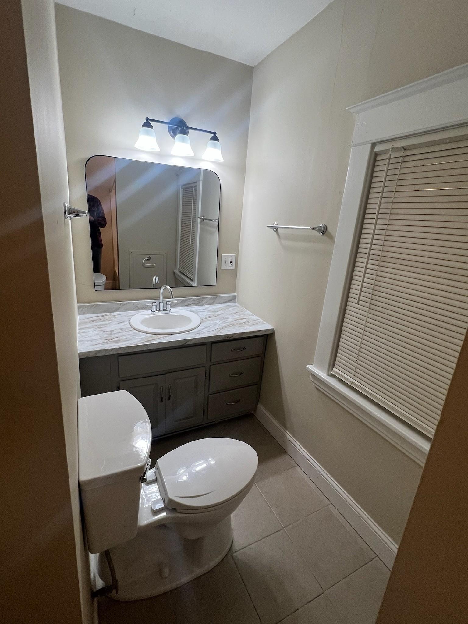 734 Sims Avenue Property Photo 5