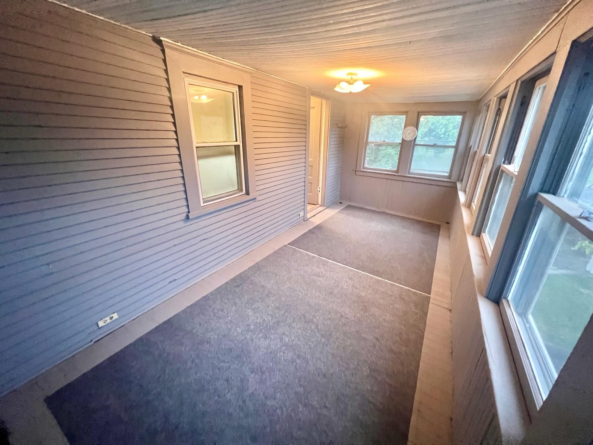 734 Sims Avenue Property Photo 6