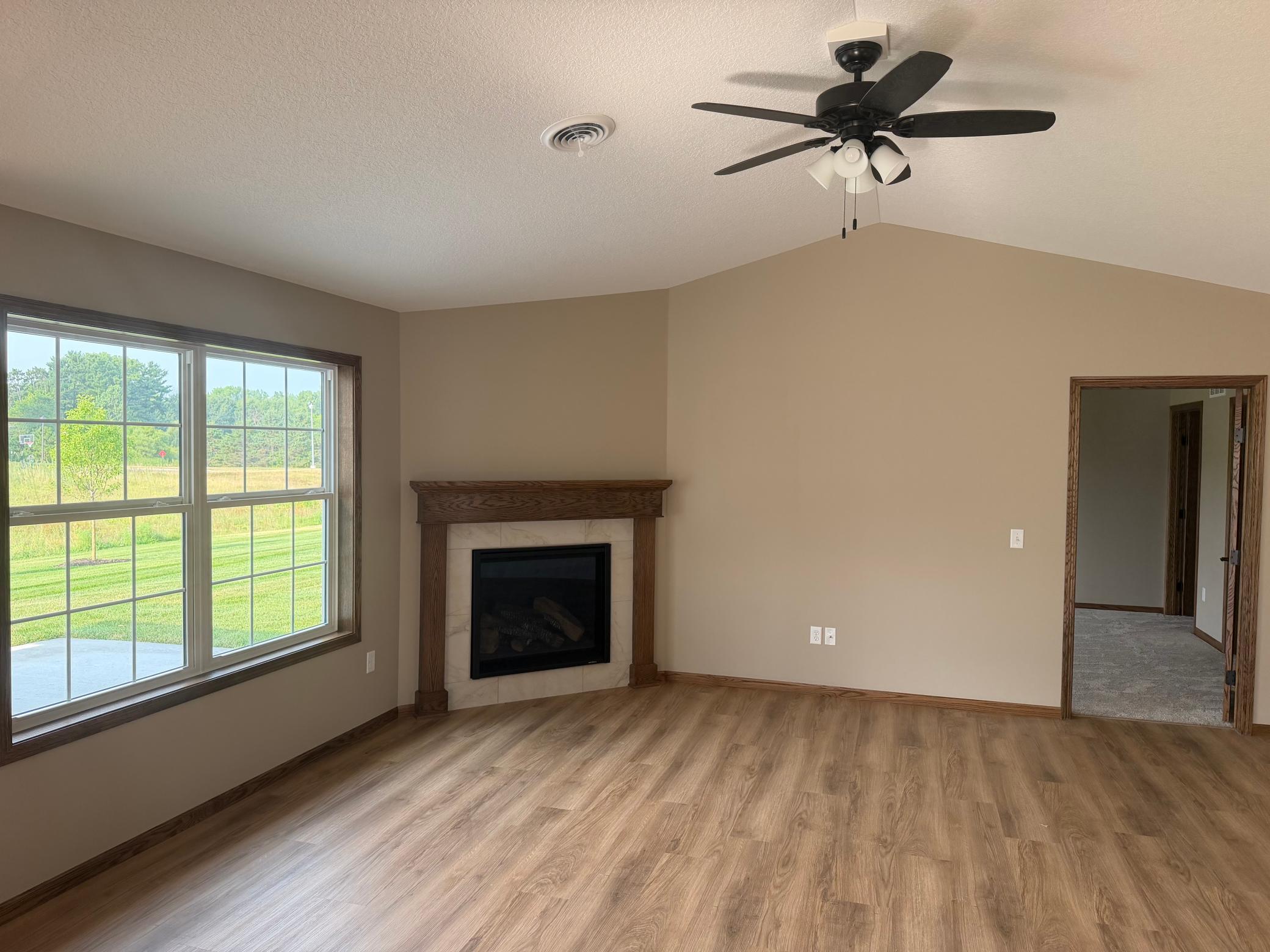 1409 S 2nd Street Property Photo 4