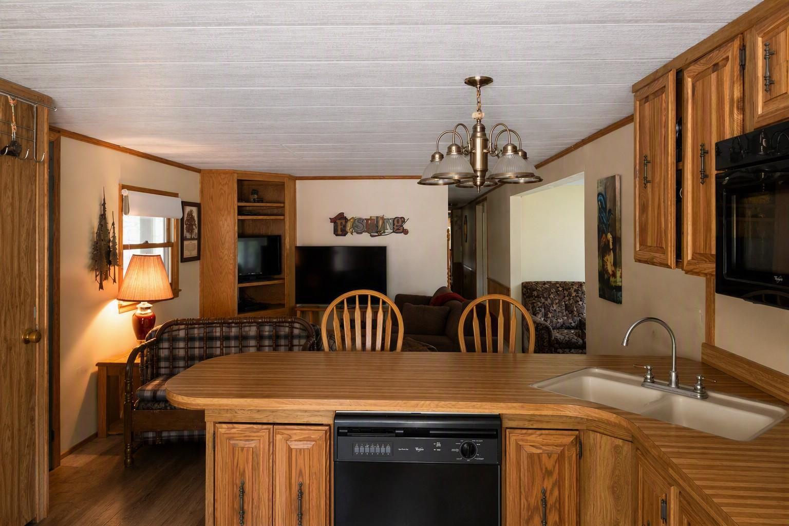 7835 Copper Road Property Photo 6