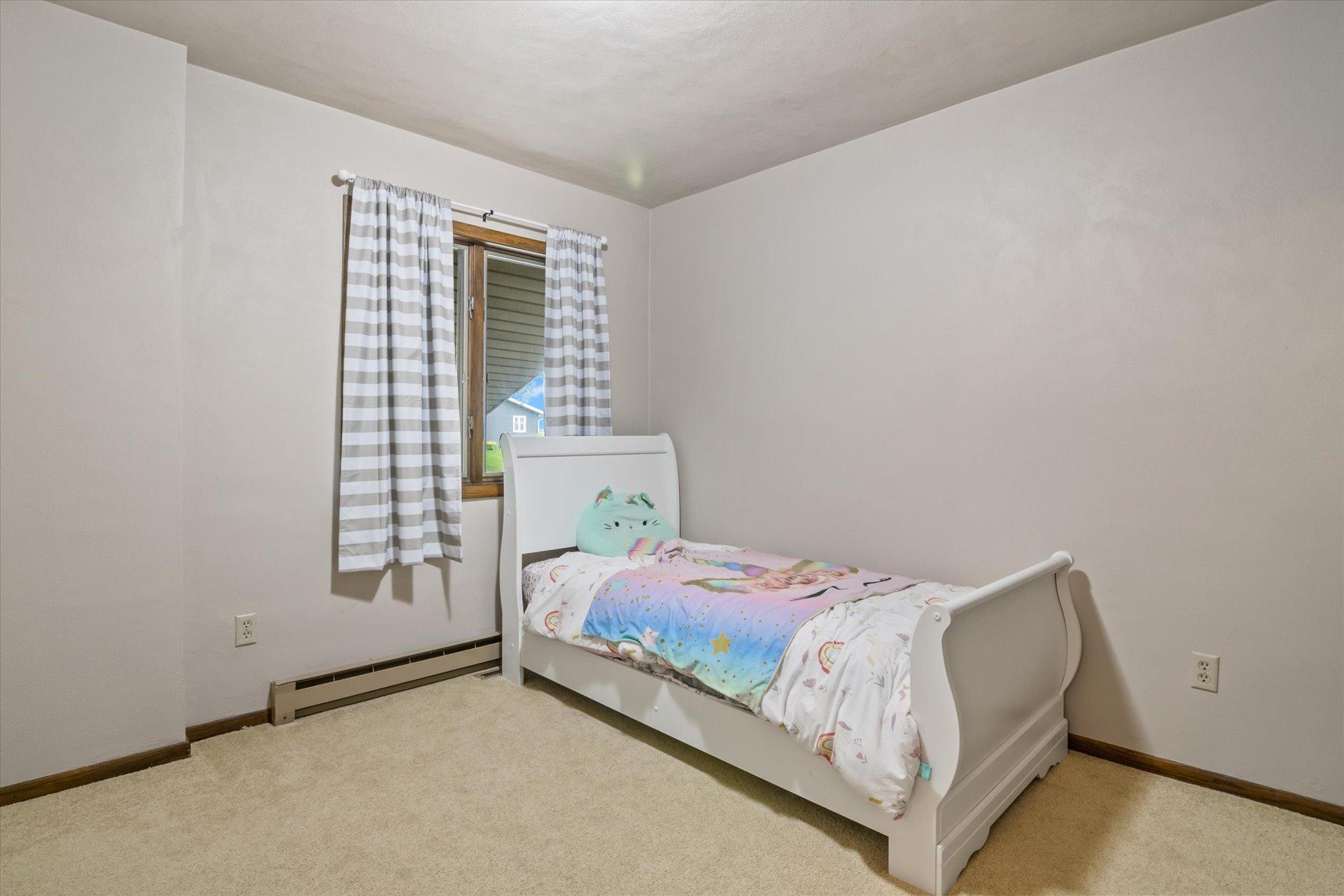 280 Colfax Avenue Ne Property Photo 13