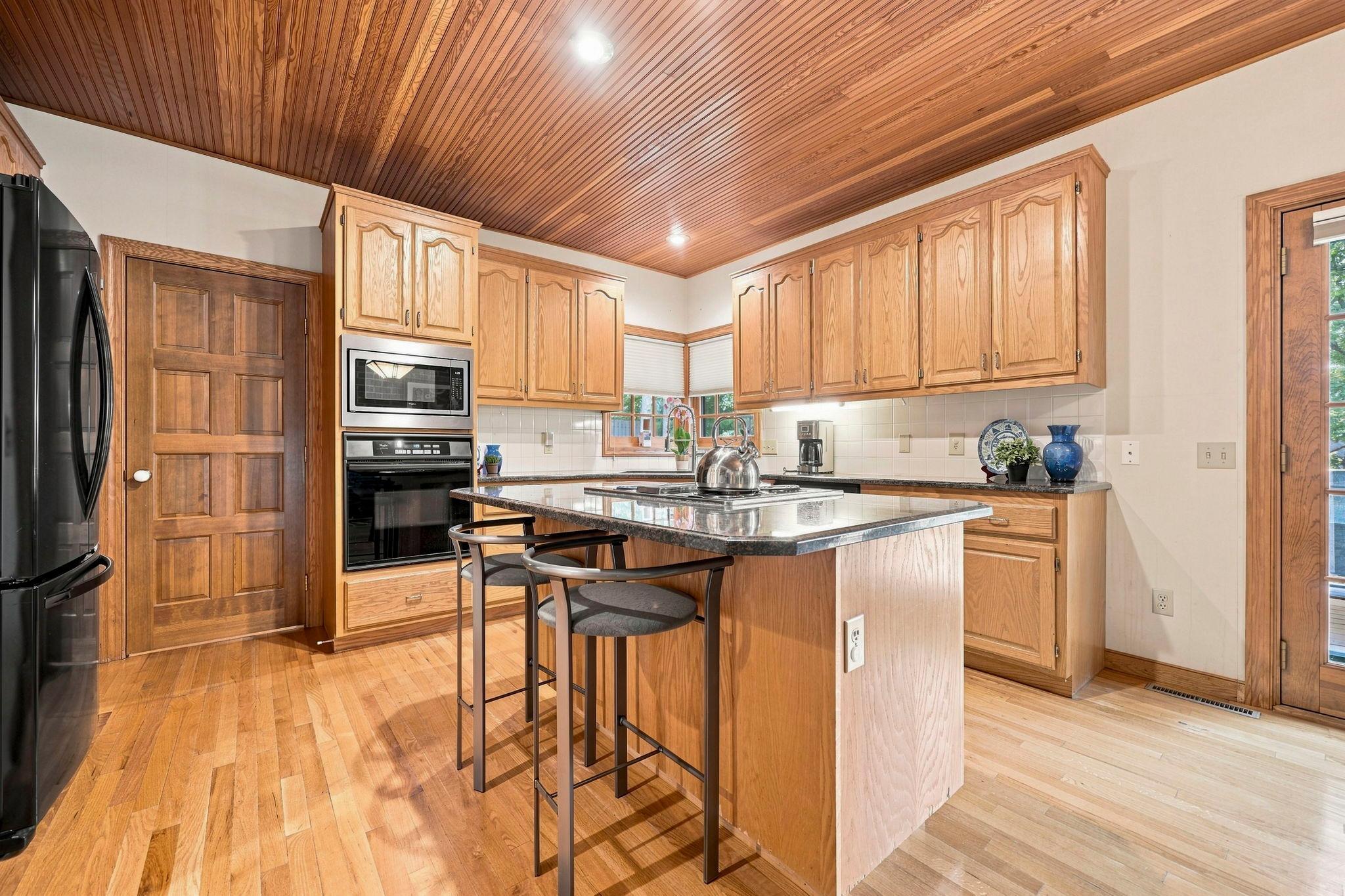 13575 Harwell Path Property Photo 4