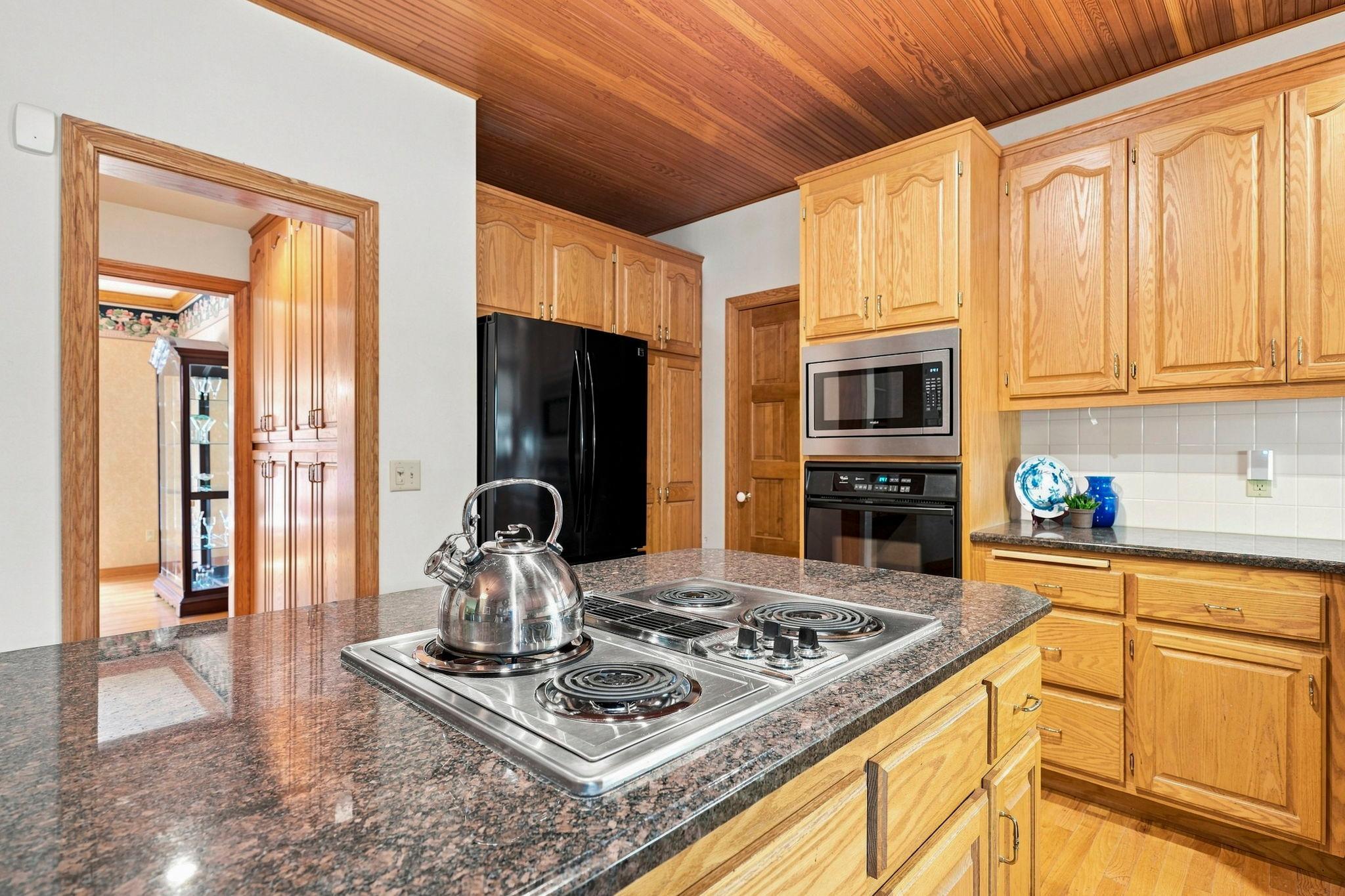 13575 Harwell Path Property Photo 7