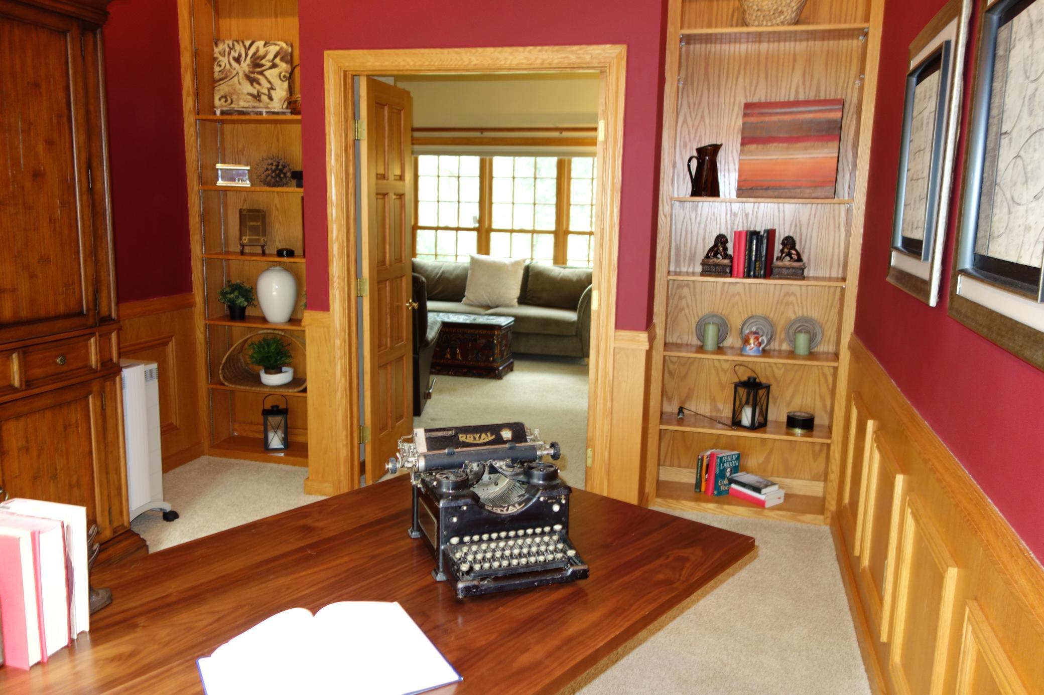 13575 Harwell Path Property Photo 16