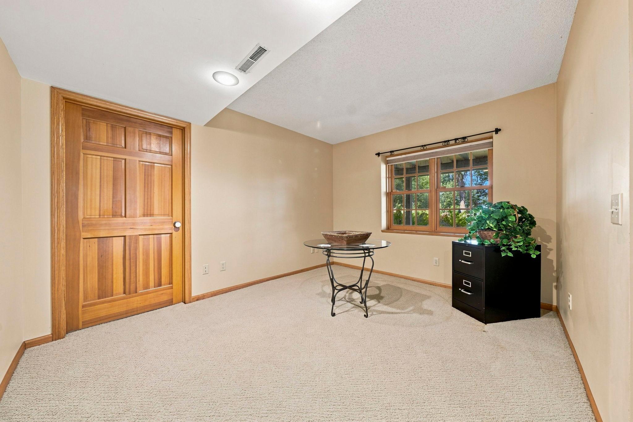 13575 Harwell Path Property Photo 32