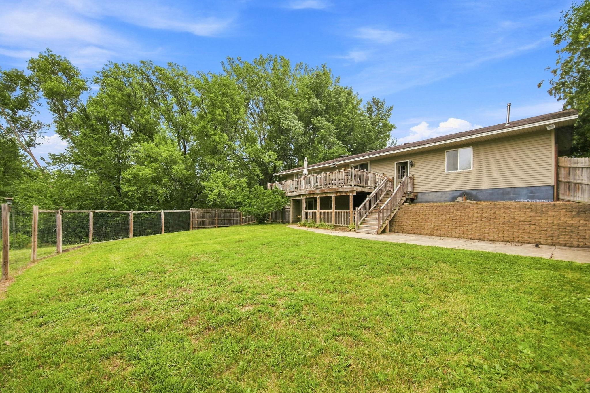 14825 Crow River Drive Property Photo 9