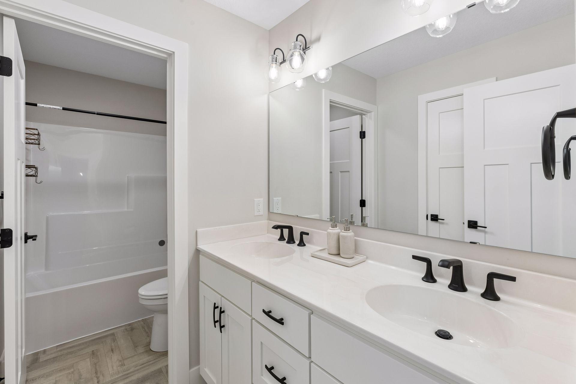 7400 Agate Trail Property Photo 43
