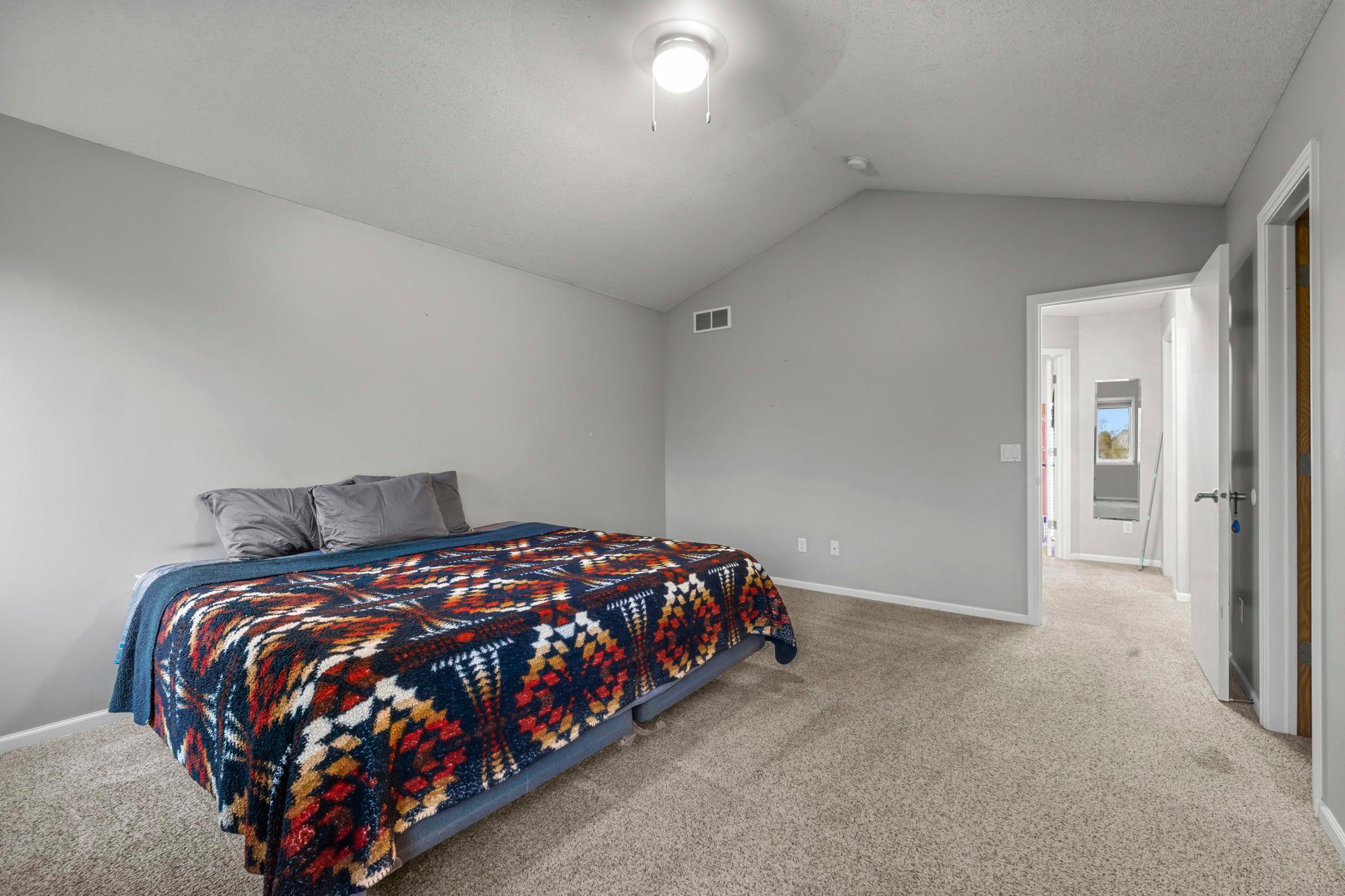 1672 Windsor Drive S Property Photo 39