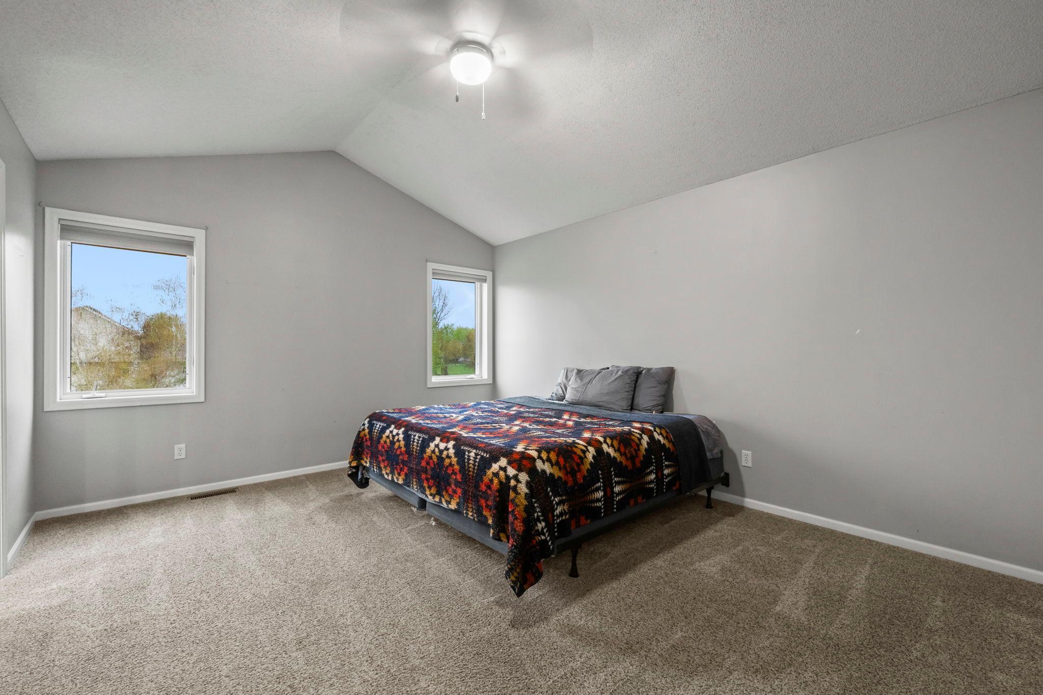 1672 Windsor Drive S Property Photo 40