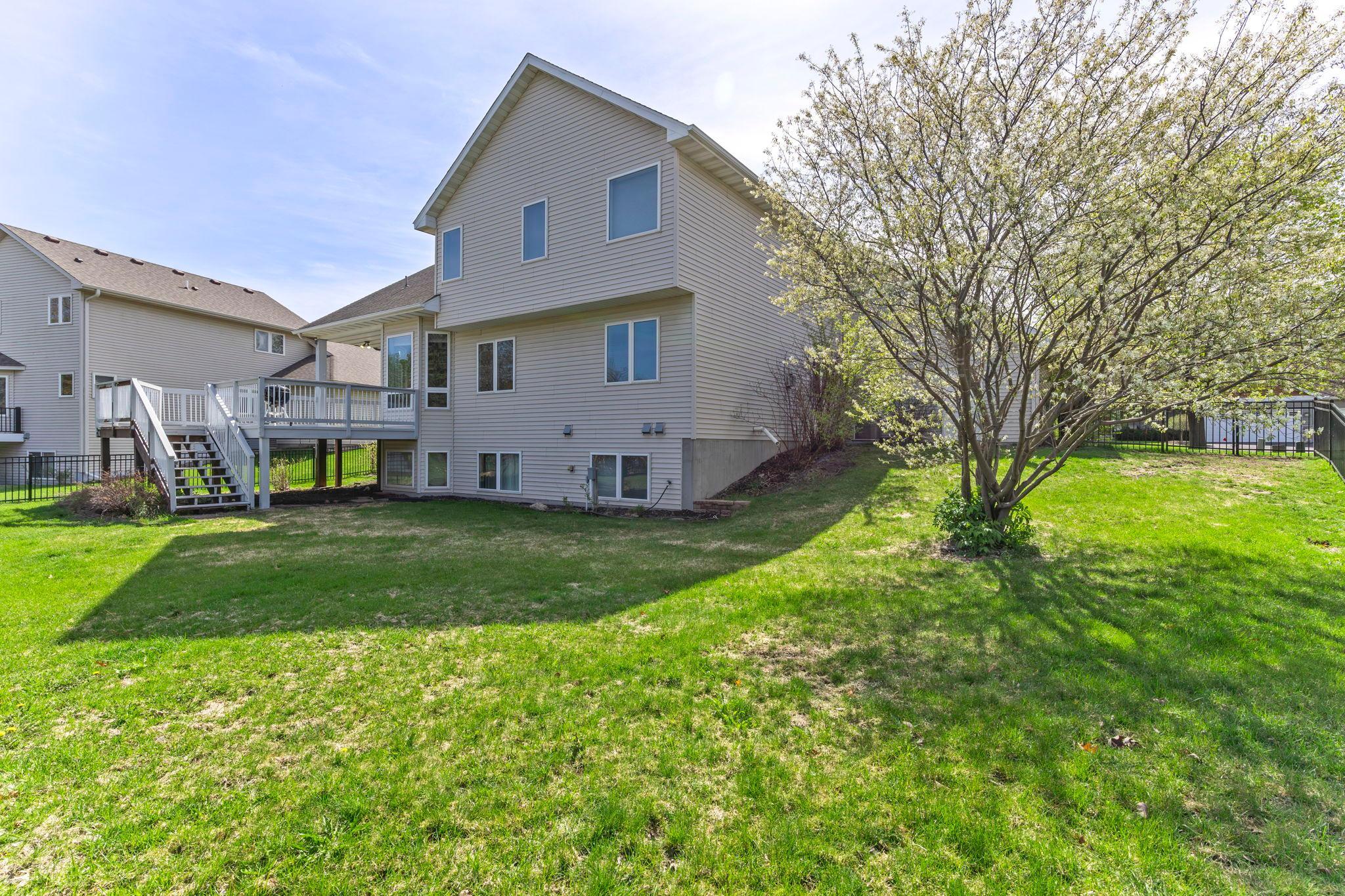 1672 Windsor Drive S Property Photo 68