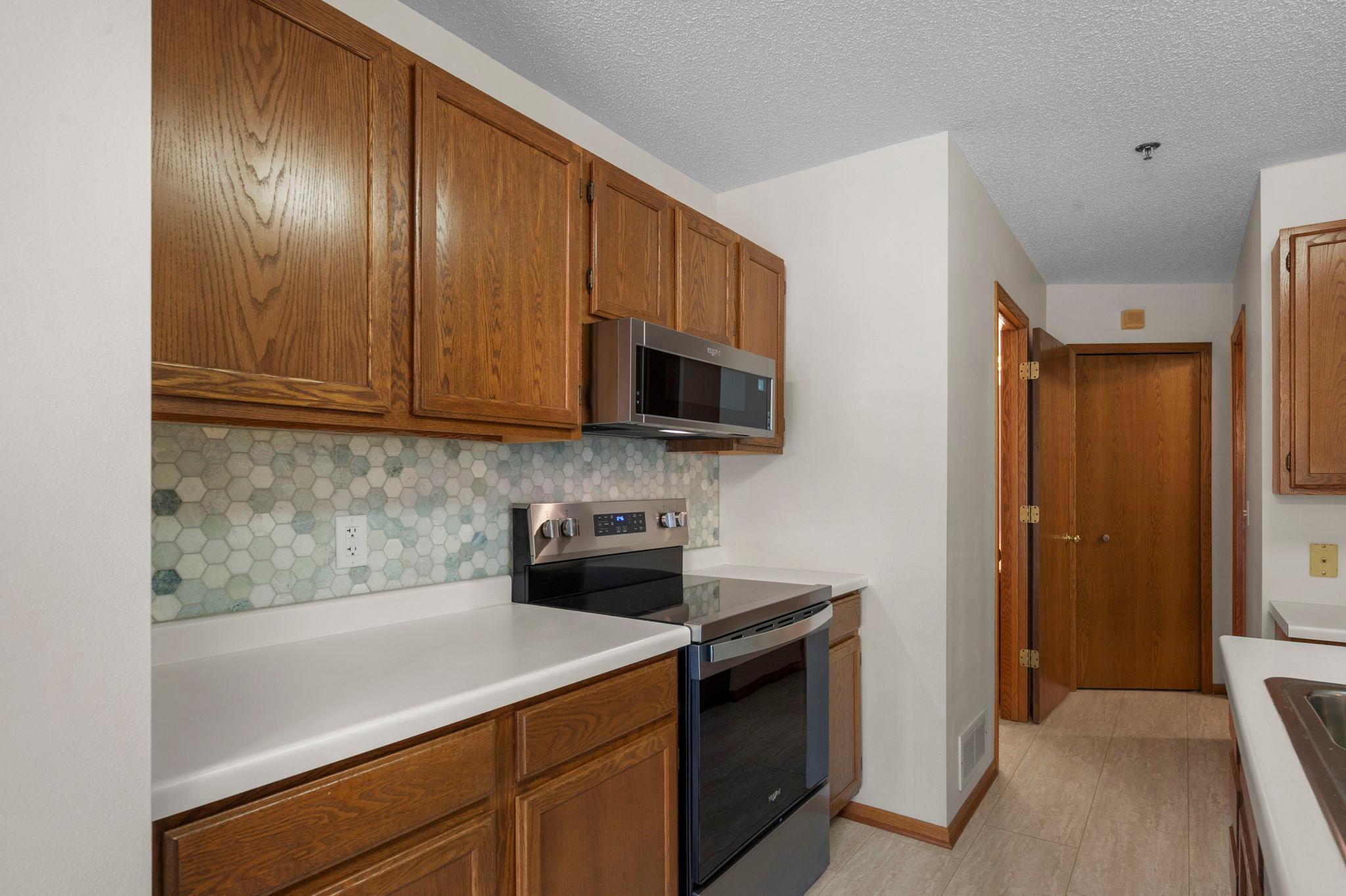 2611 Concord Way Property Photo 28