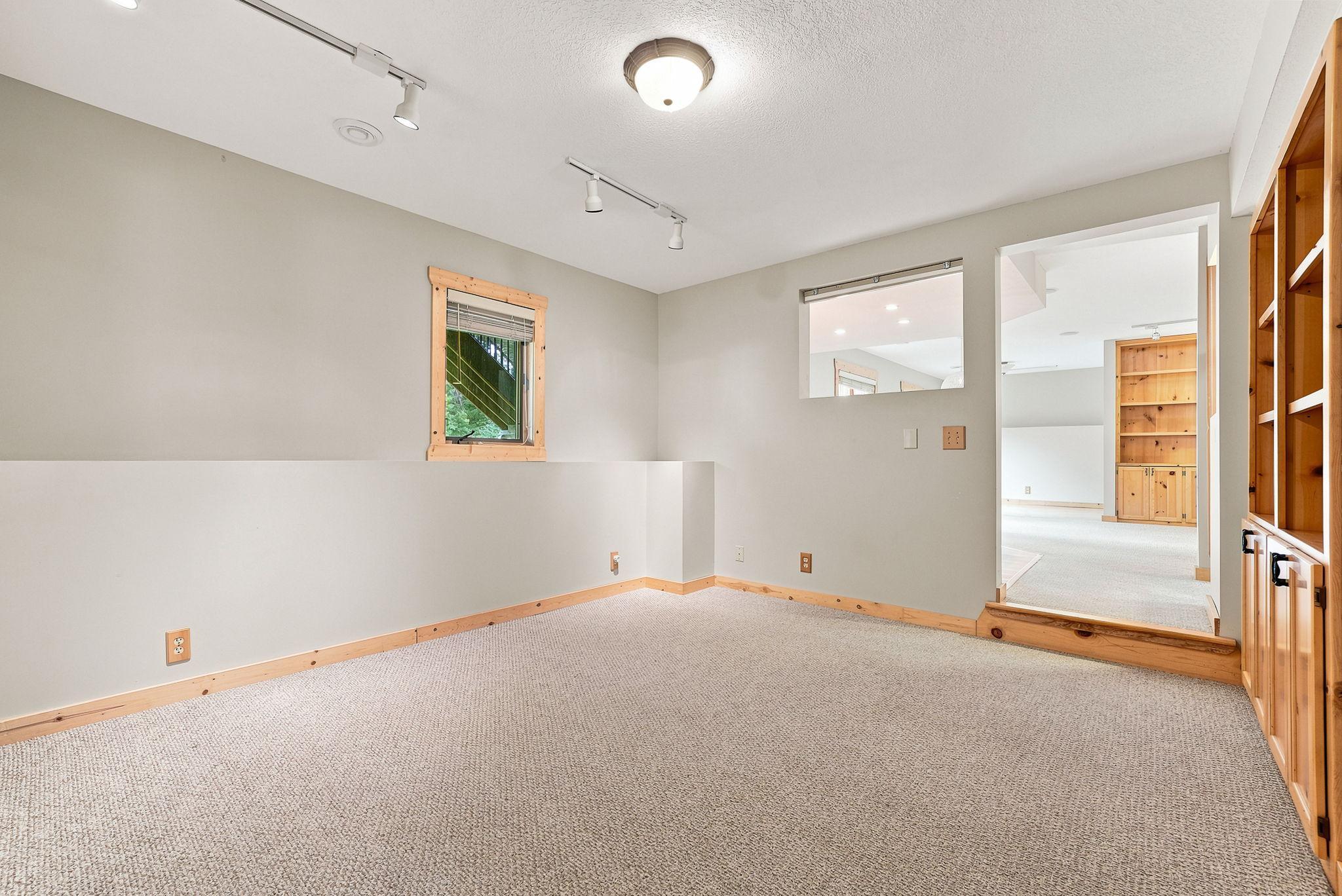 23000 Heather Ridge Drive Property Photo 47