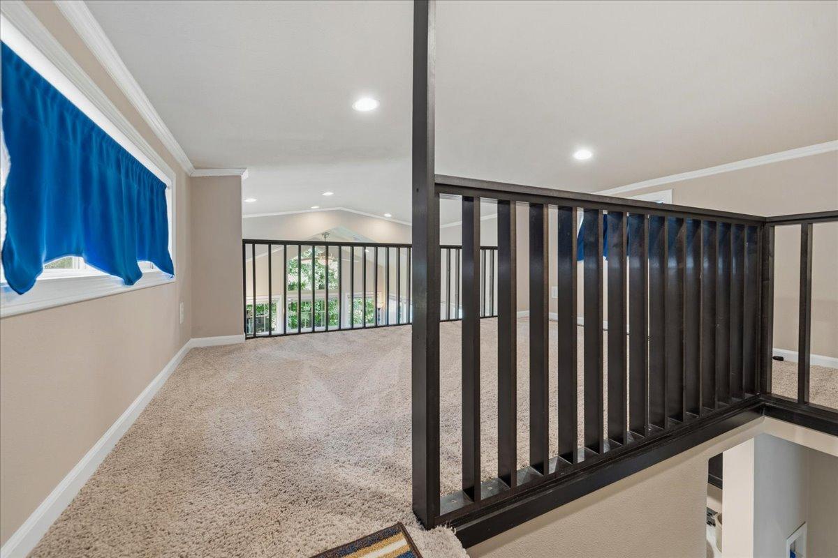 21653-21657 Finch Loop Property Photo 16