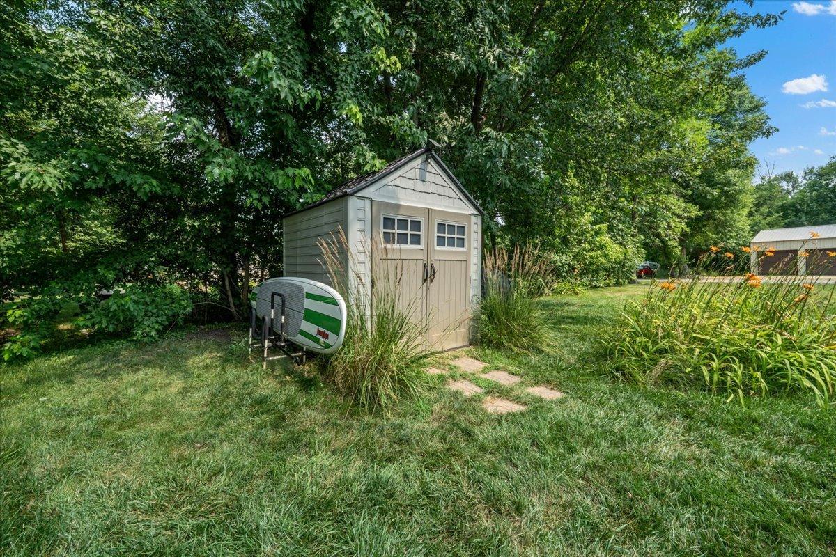 21653-21657 Finch Loop Property Photo 24
