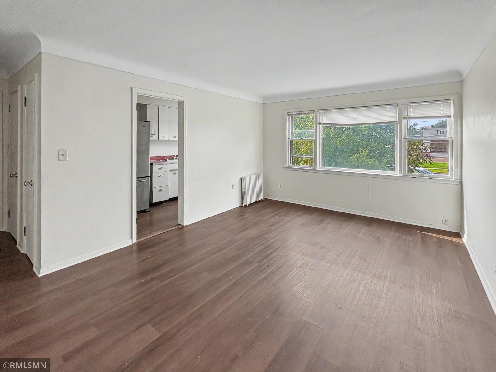 97 Orme Street E 102 Property Photo 2