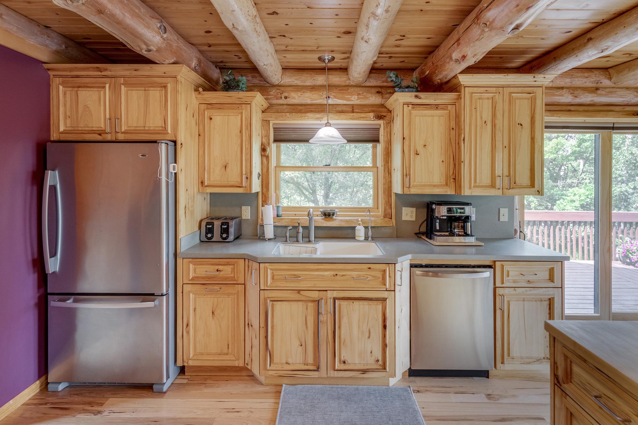17520 Huckleberry Lane Property Photo 7