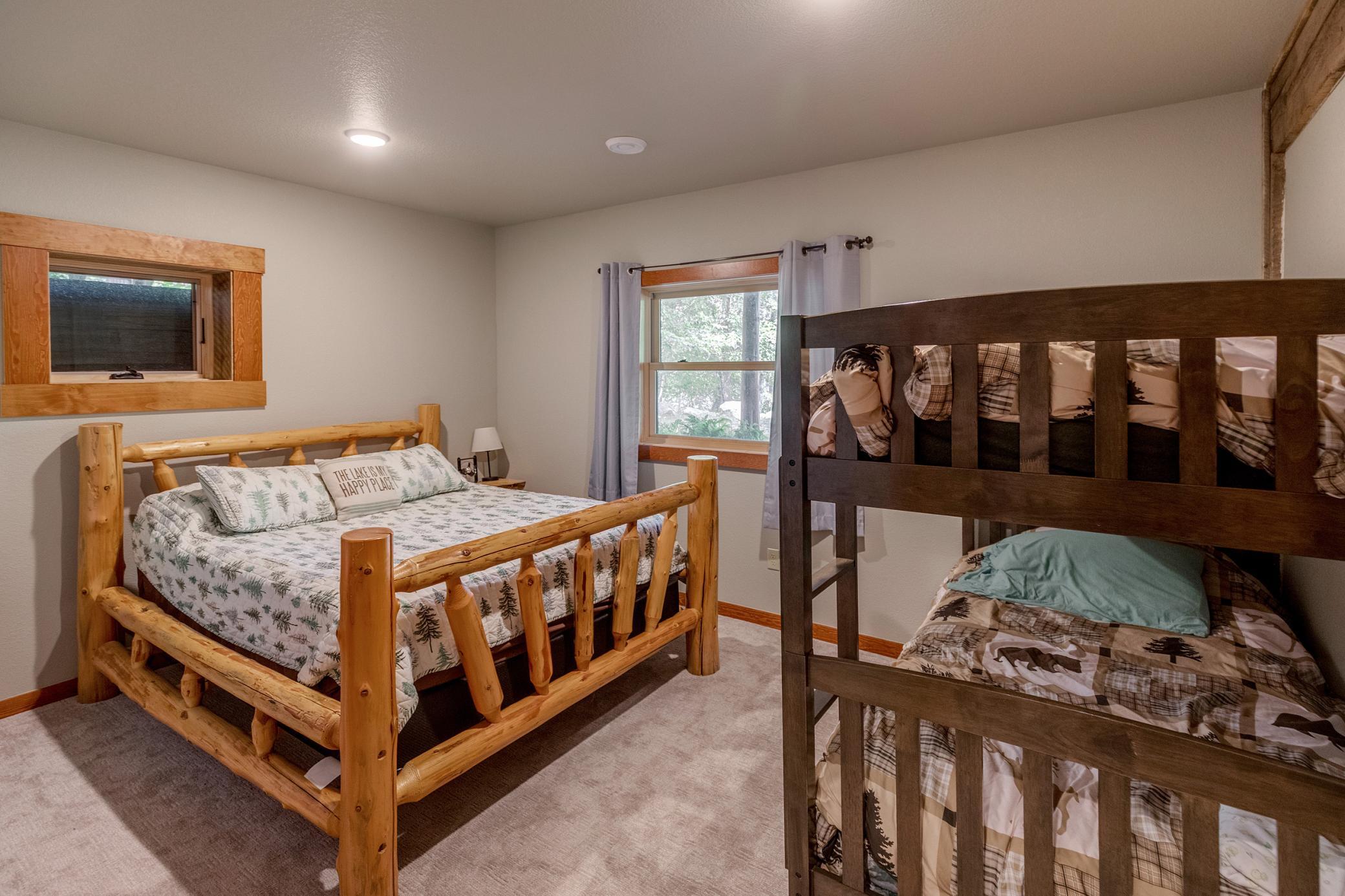 17520 Huckleberry Lane Property Photo 44