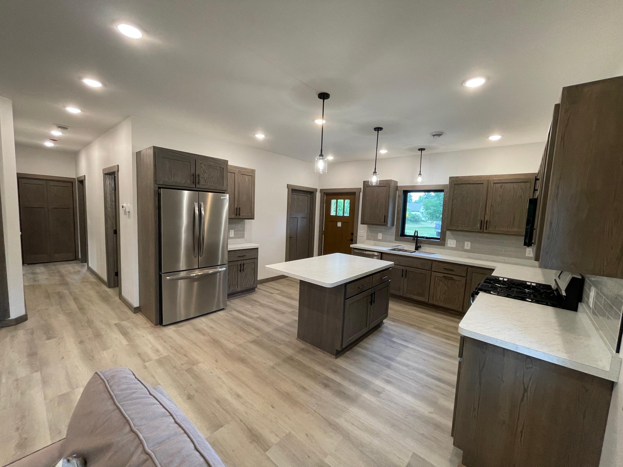 75 2nd Avenue Ne Property Photo 17