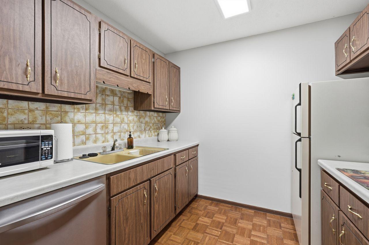4045 Hodgson Road 201 Property Photo 5