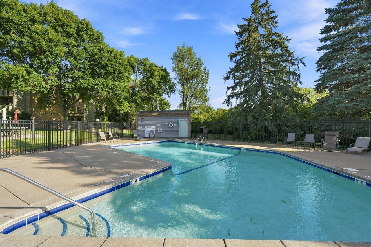 4045 Hodgson Road 201 Property Photo 21
