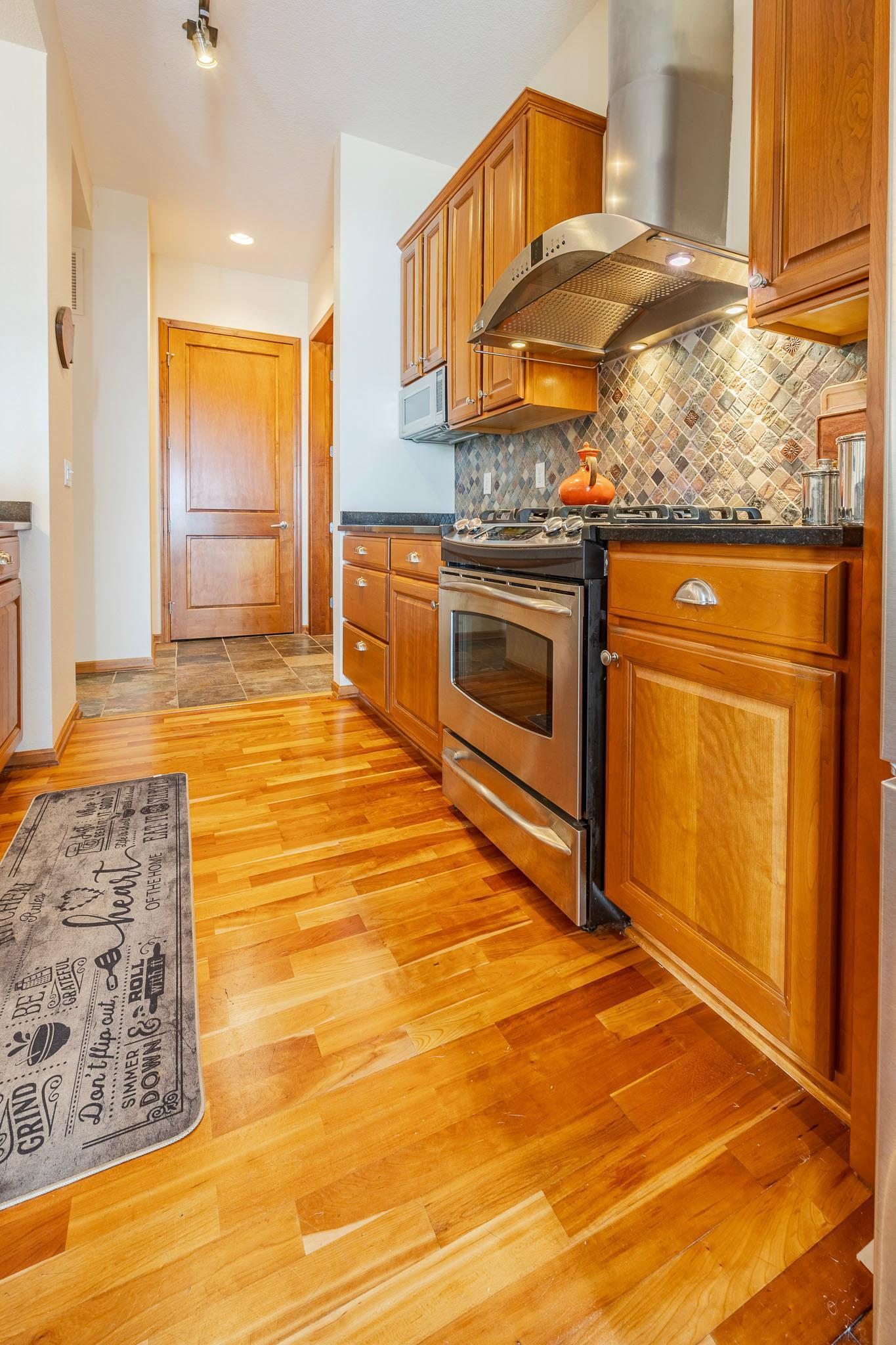 4100 Spring Street 410 Property Photo 8