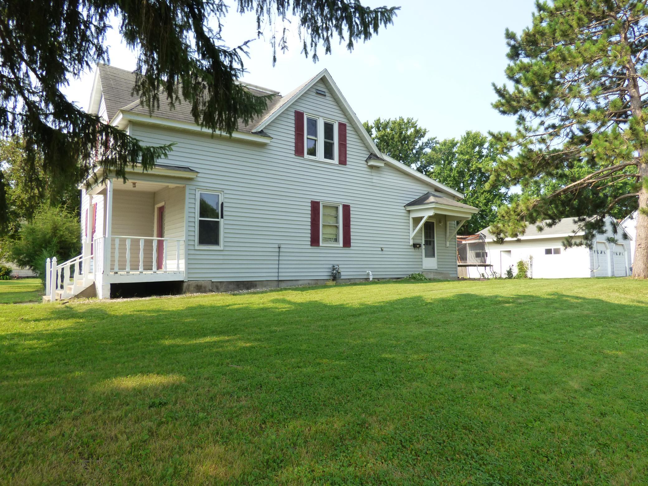 2 S Maple Avenue Property Photo 2