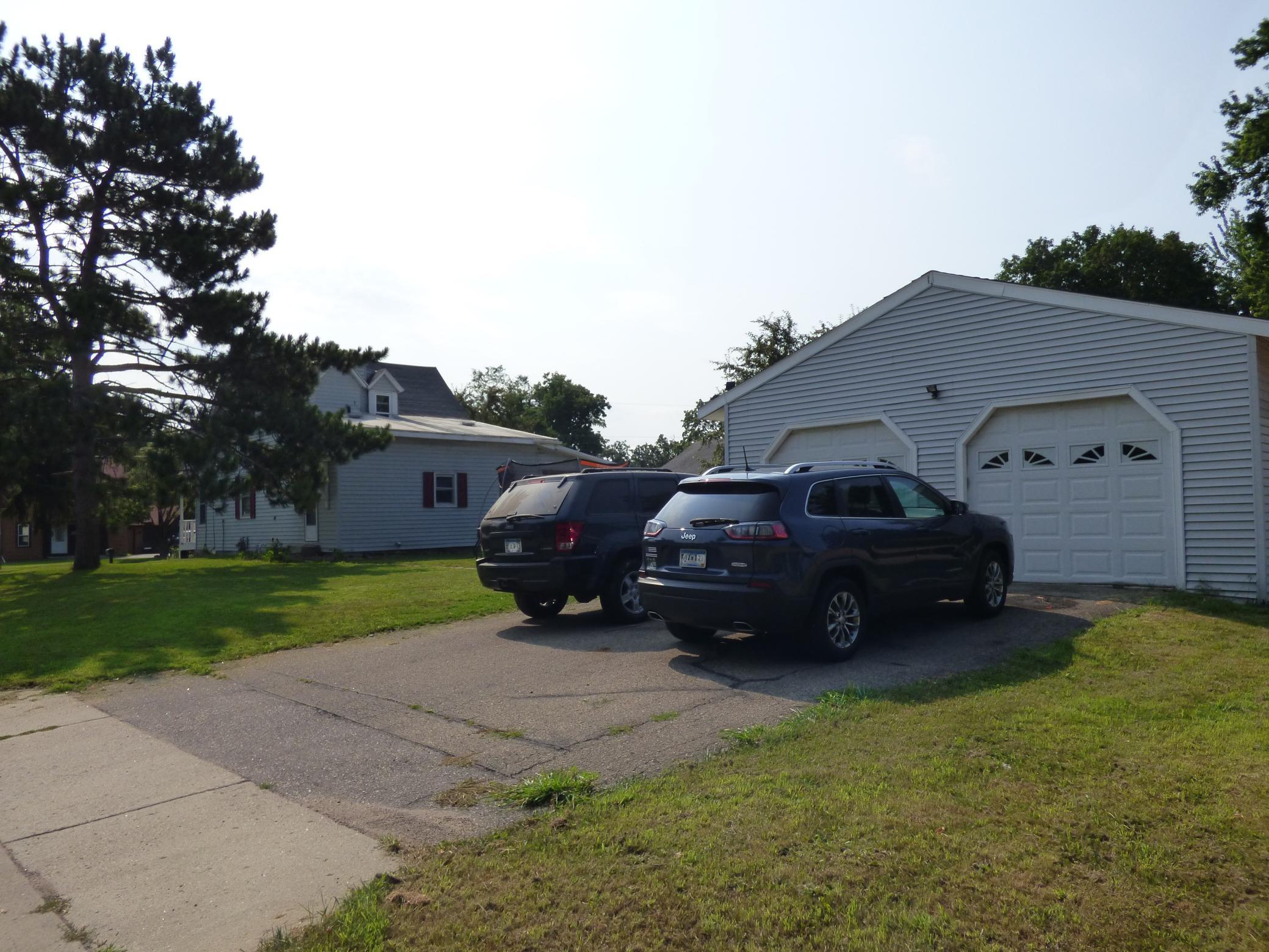 2 S Maple Avenue Property Photo 4