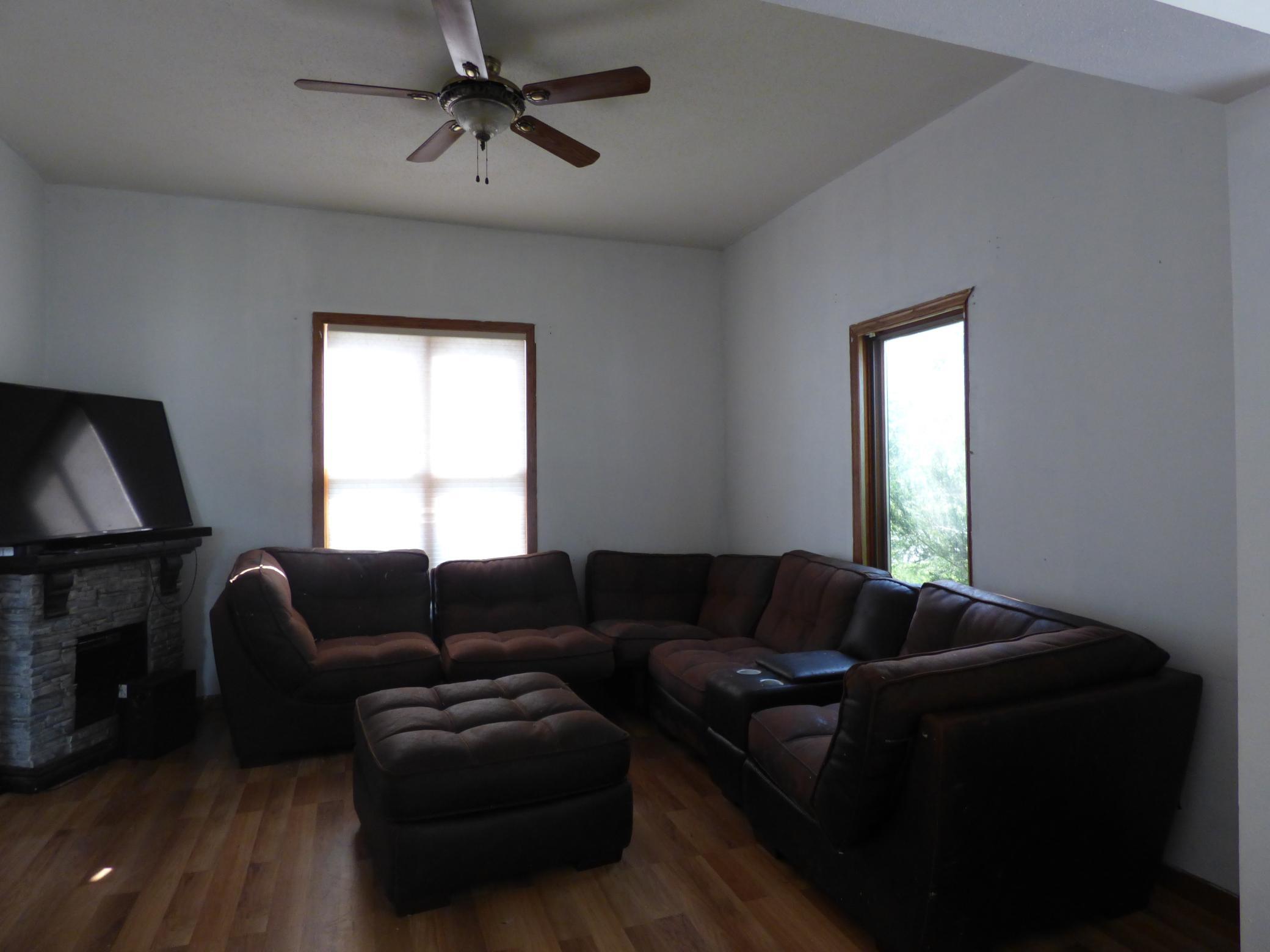 2 S Maple Avenue Property Photo 11