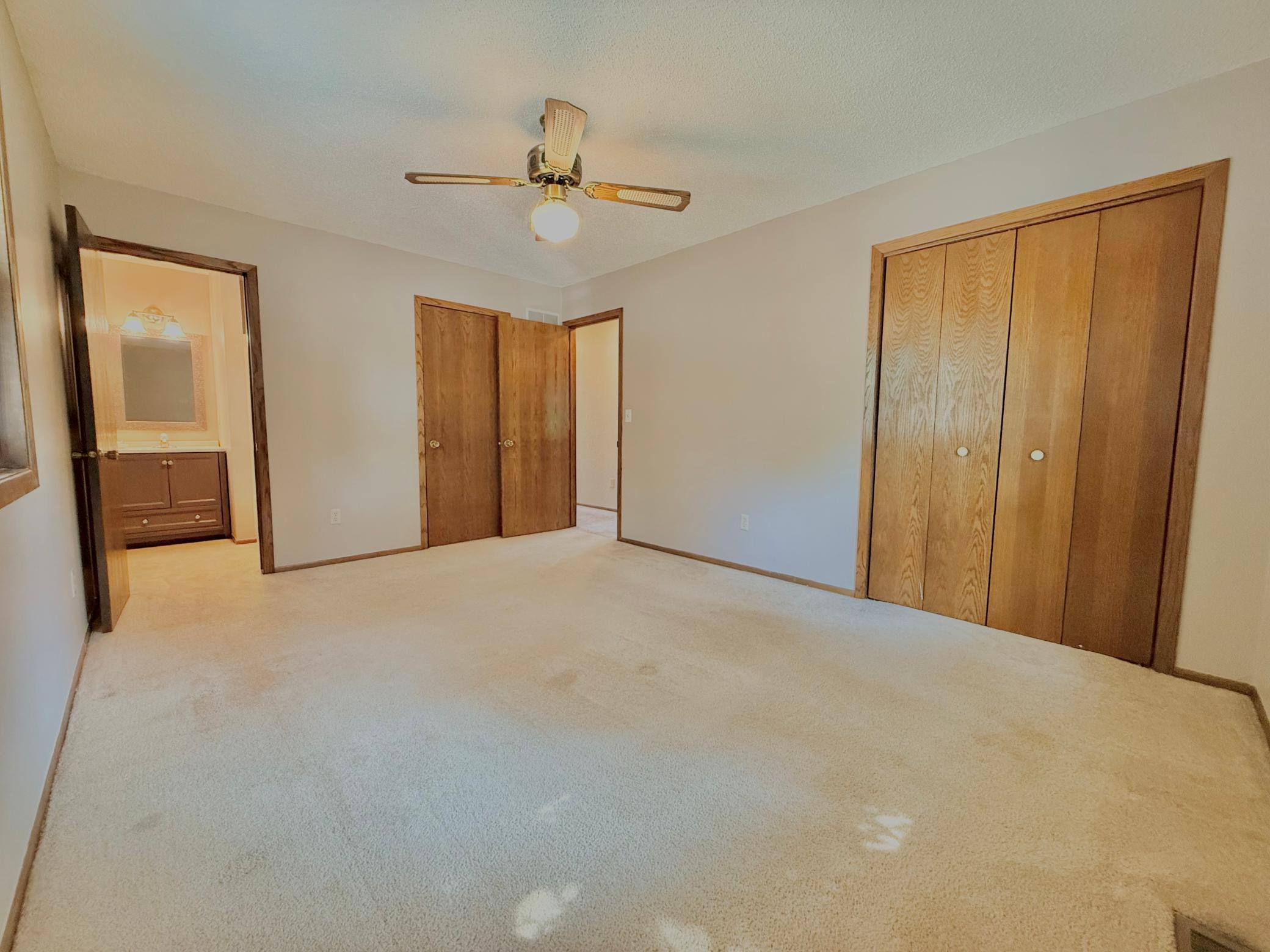 219 Lakeview Drive Property Photo 6