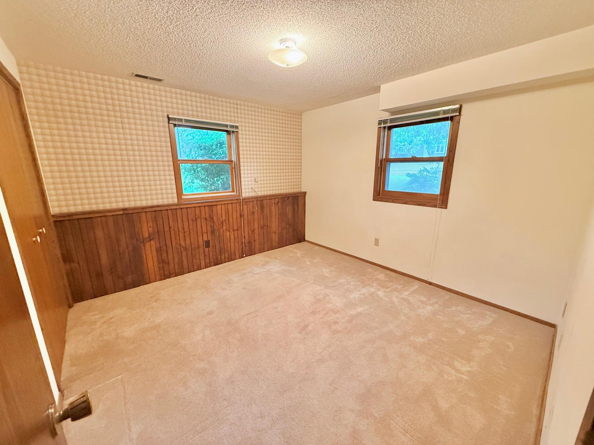 219 Lakeview Drive Property Photo 13