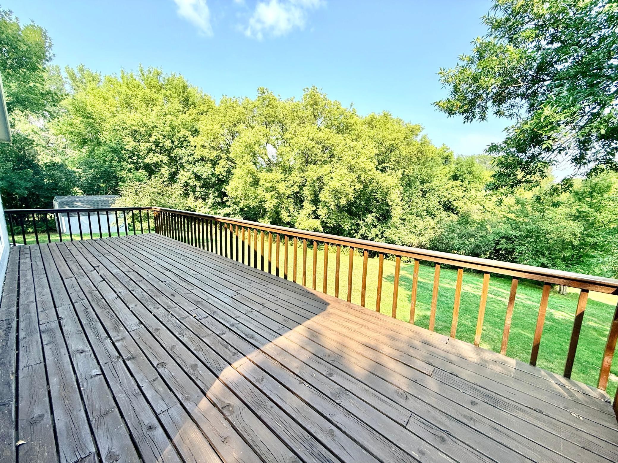 219 Lakeview Drive Property Photo 16