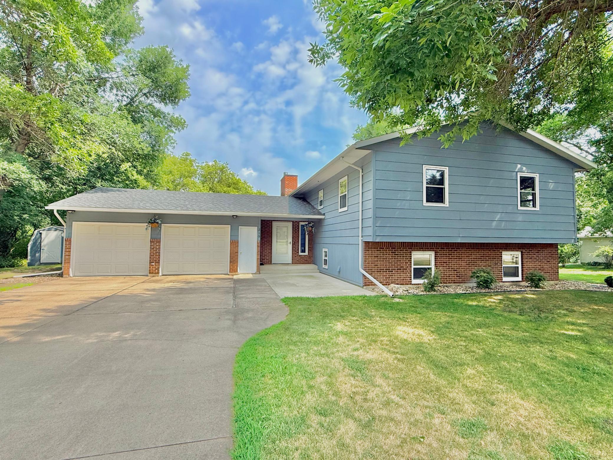 219 Lakeview Drive Property Photo 18