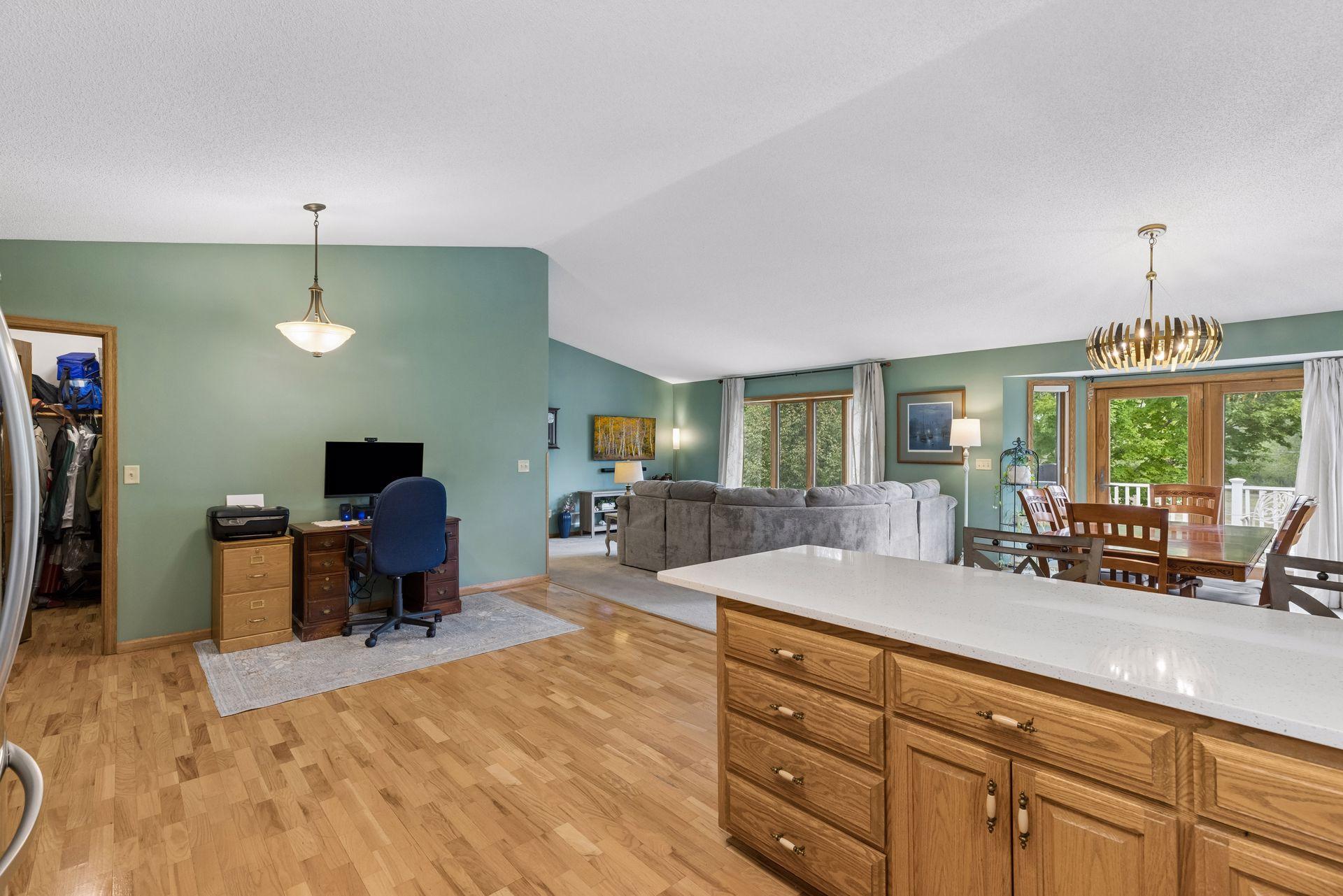 536 Raider Drive Property Photo 12