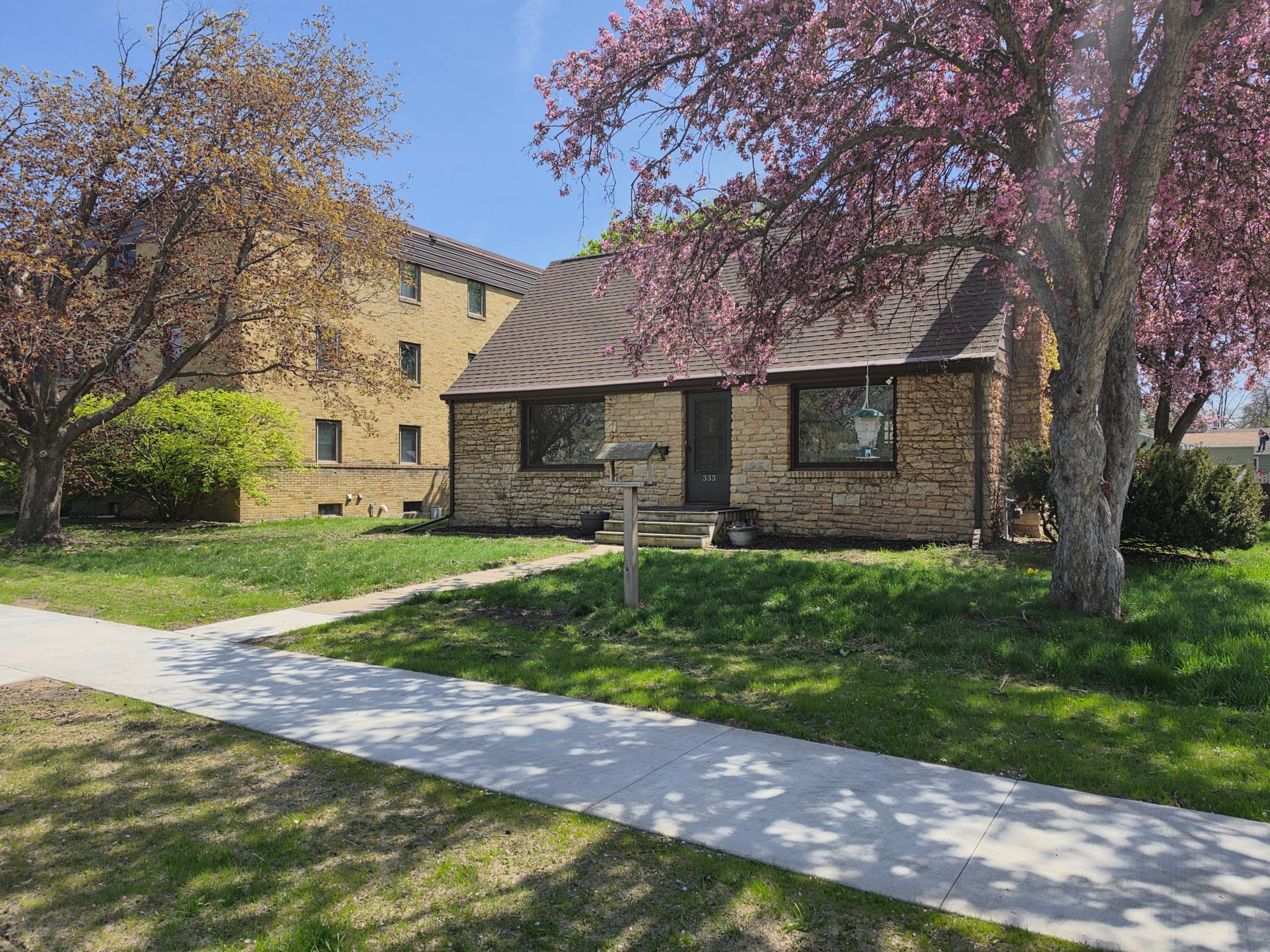 333 Page Avenue Property Photo 1