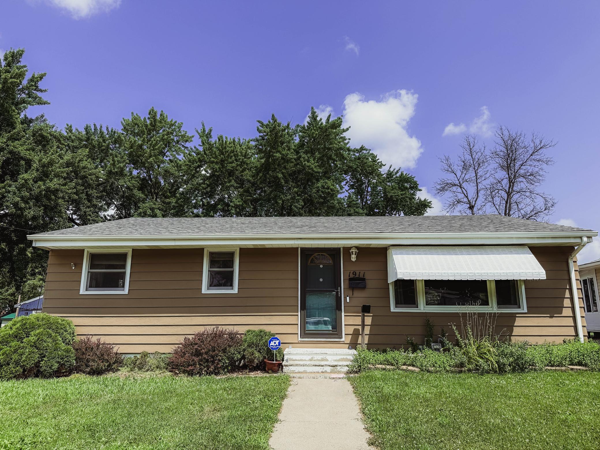 1911 4th Avenue Ne Property Photo 16
